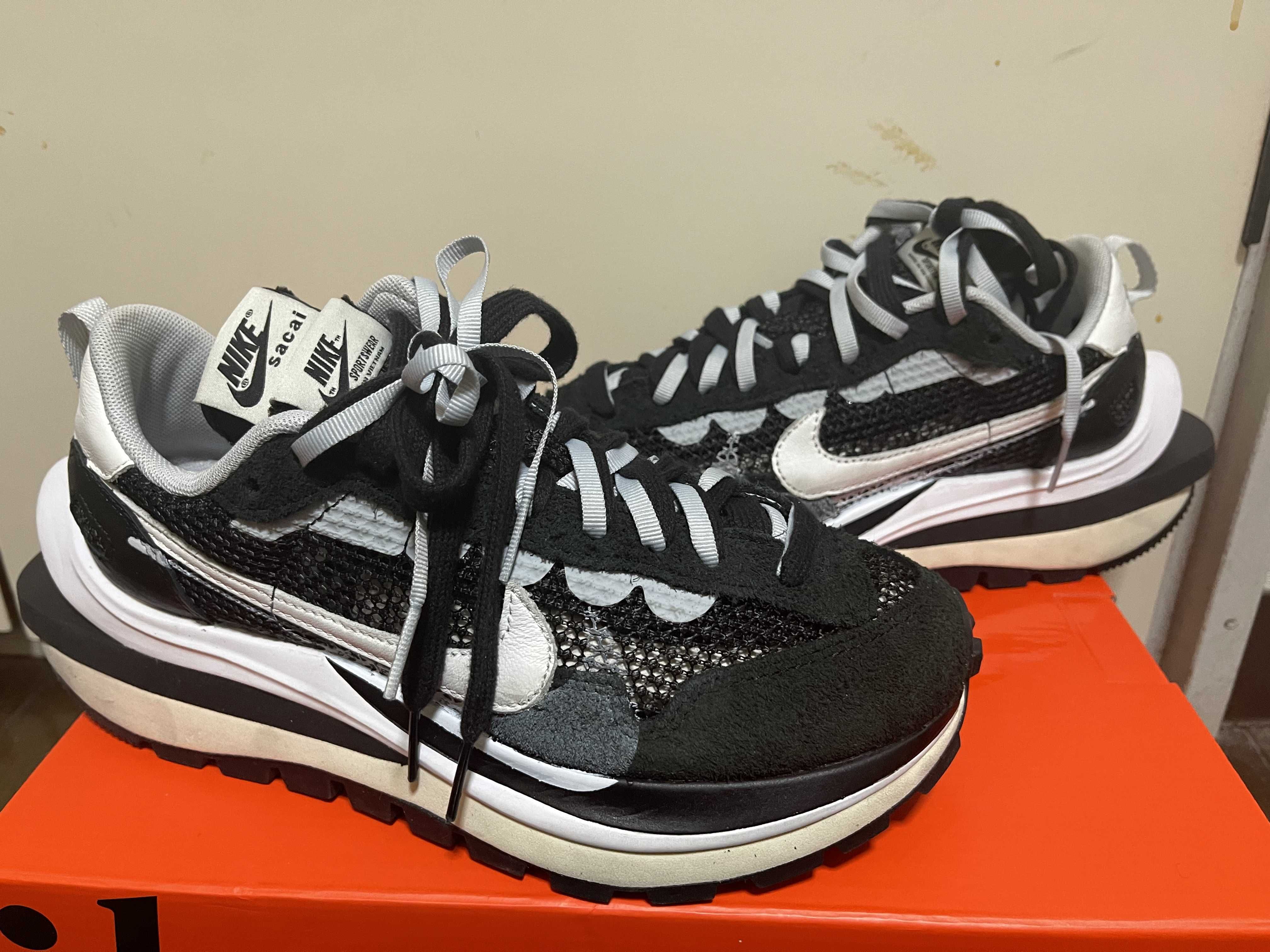 sacai × Nike Vapor Waffle "Black and White"