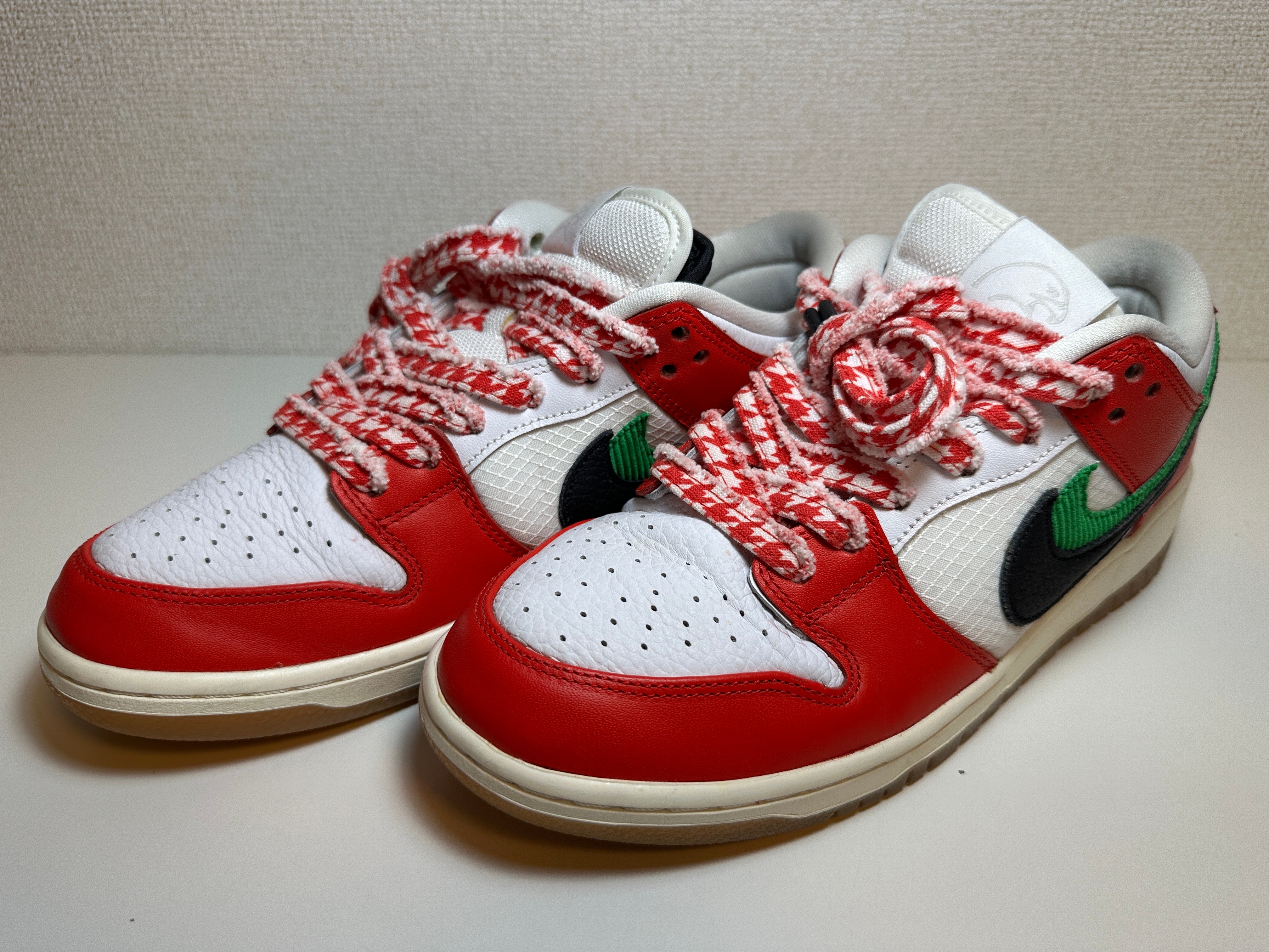 Frame Skate x Nike SB Dunk Low "Habibi"