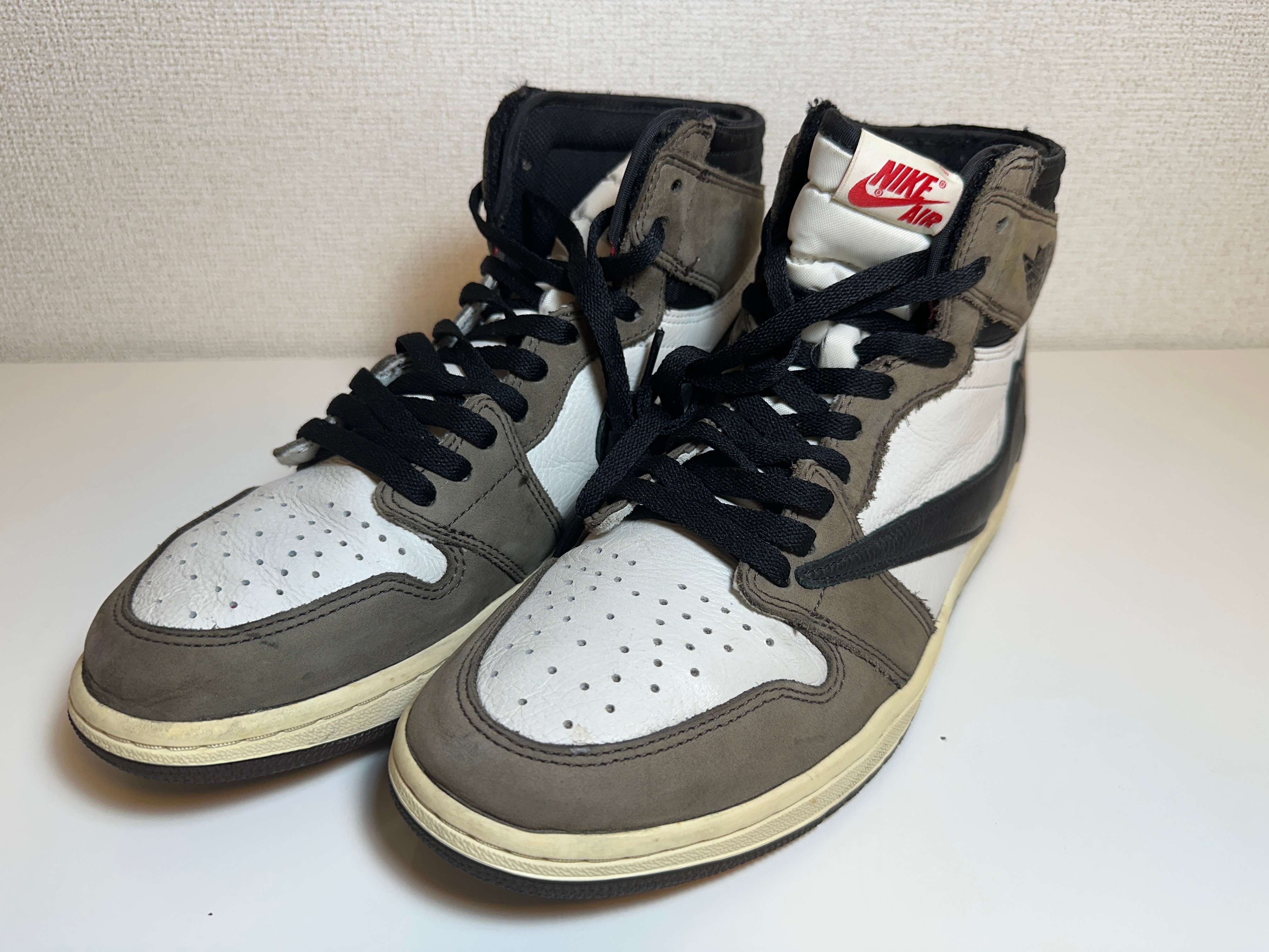 Travis Scott × Nike Air Jordan 1 Retro High OG TS SP "Sail/Dark Mocha"