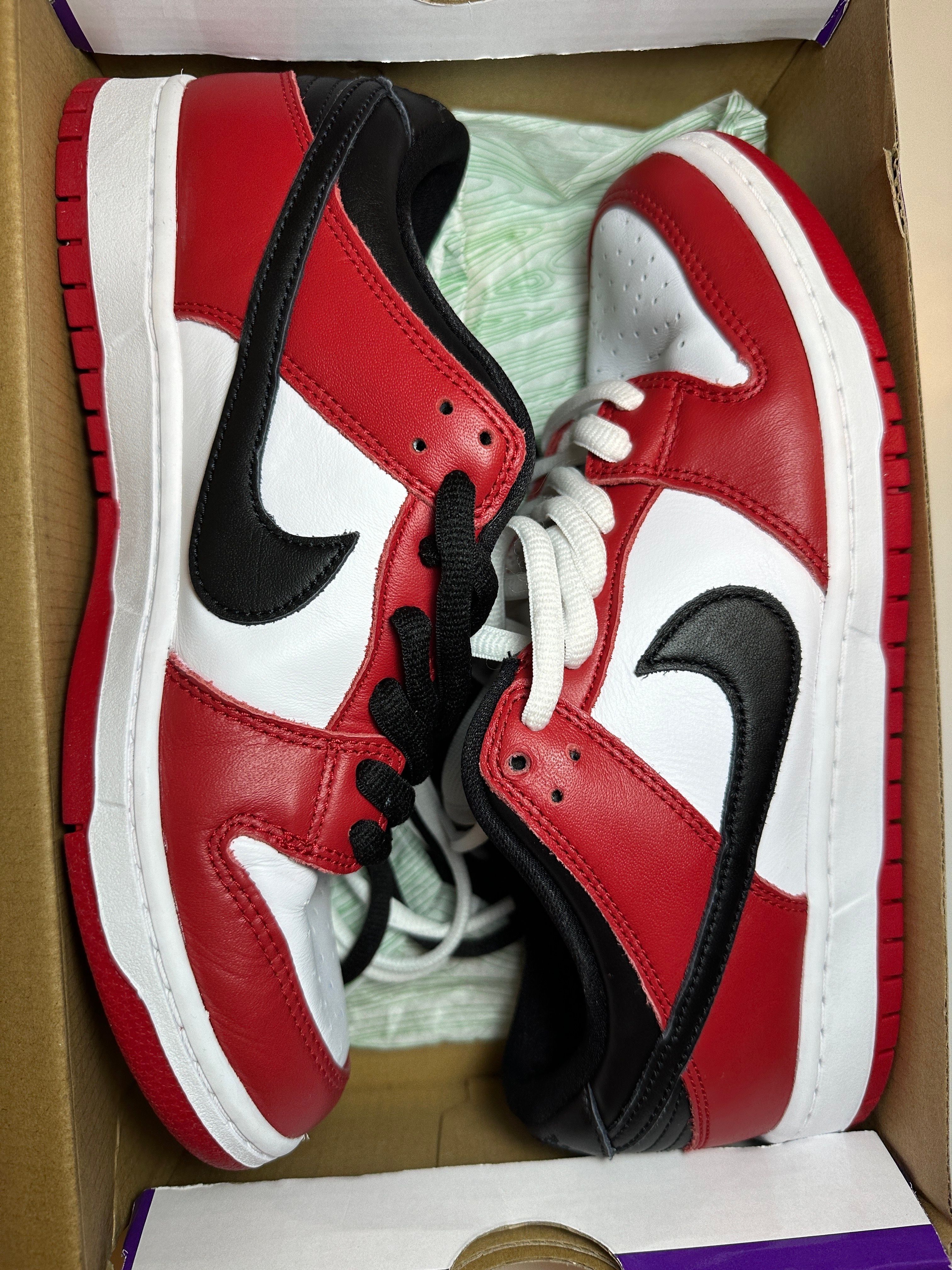 Nike SB Dunk Low Pro "J-Pack Chicago/Varsity Red and White"