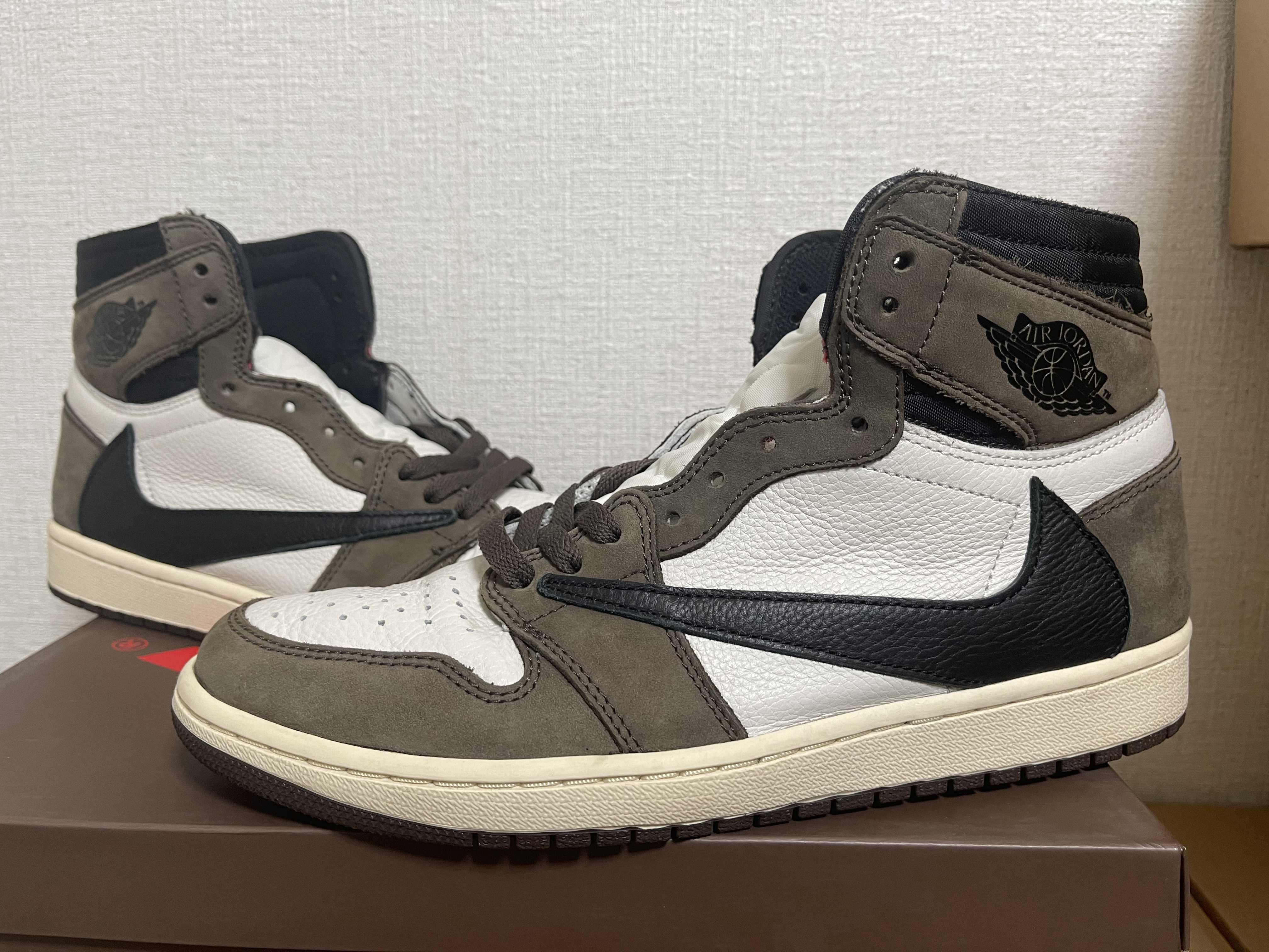 Travis Scott × Nike Air Jordan 1 Retro High OG TS SP "Sail/Dark Mocha"