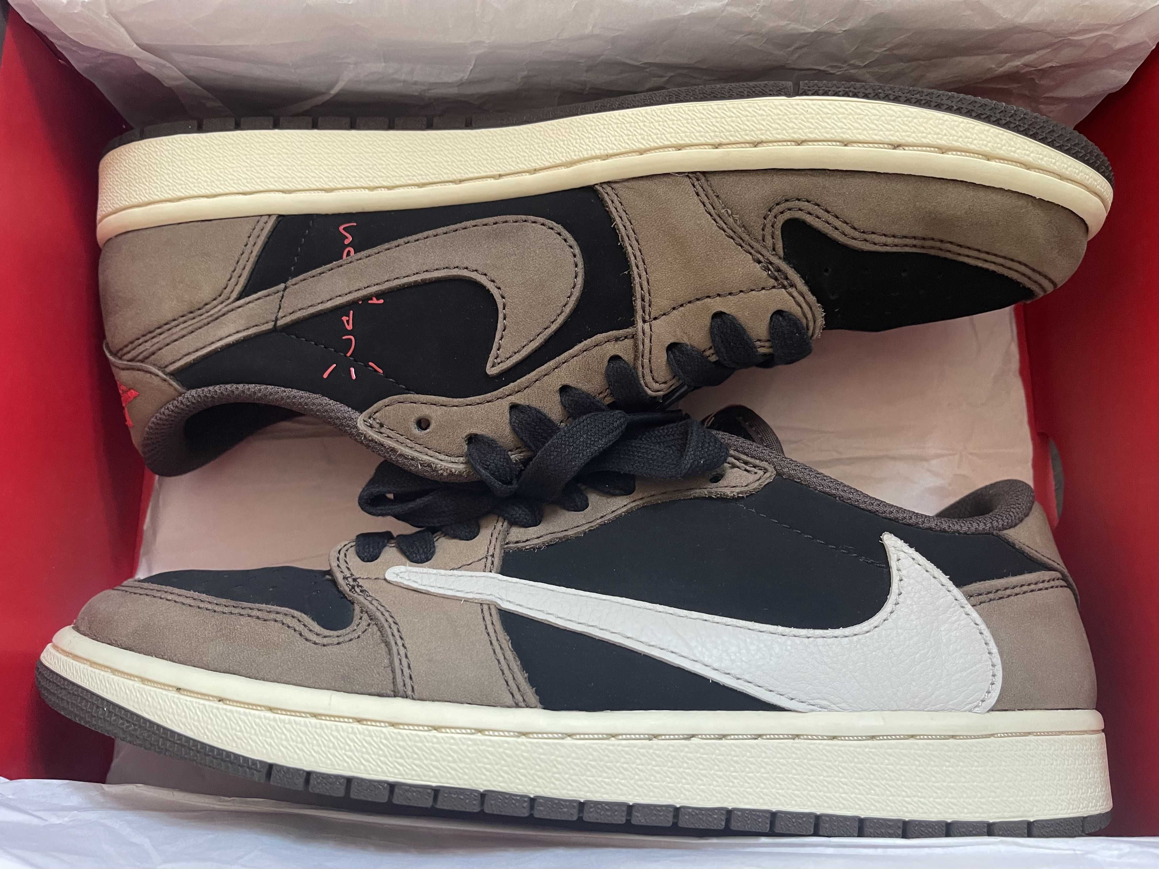 Travis Scott × Nike Air Jordan 1 Low OG SP-T  "Black/Dark Mocha"