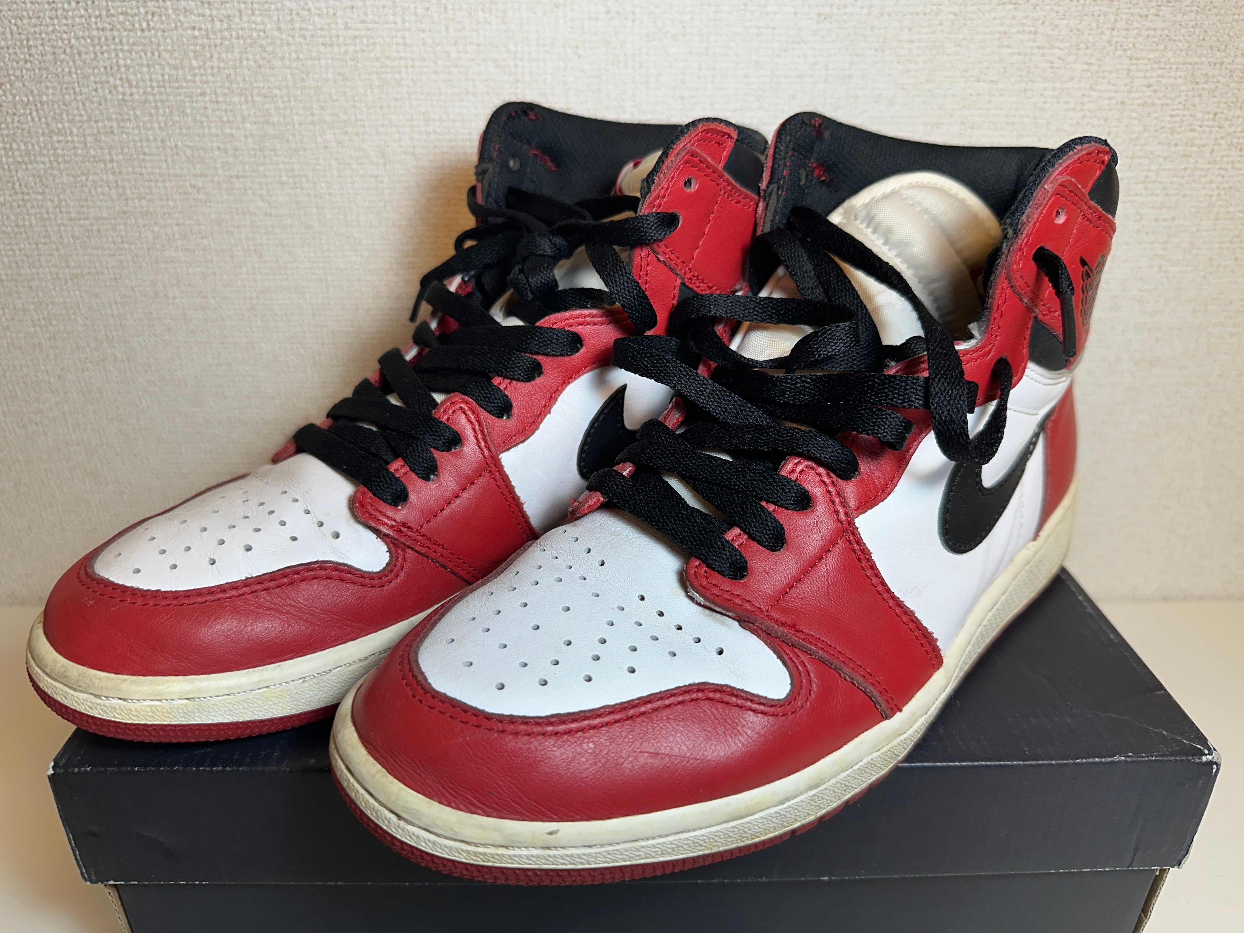 Nike Air Jordan 1 Retro High "Chicago" (2015)