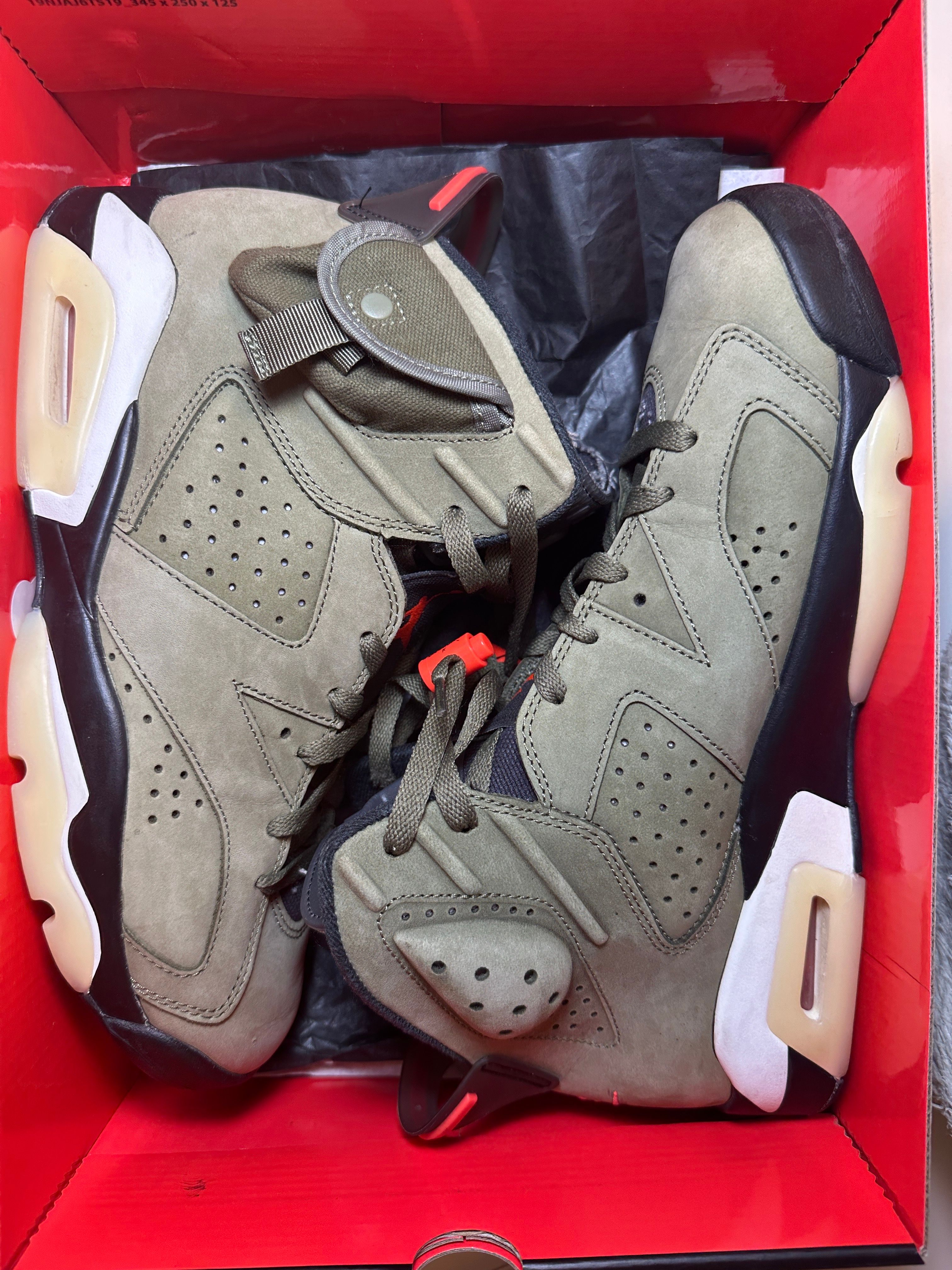 Travis Scott × Nike Air Jordan 6 Retro "Medium Olive"
