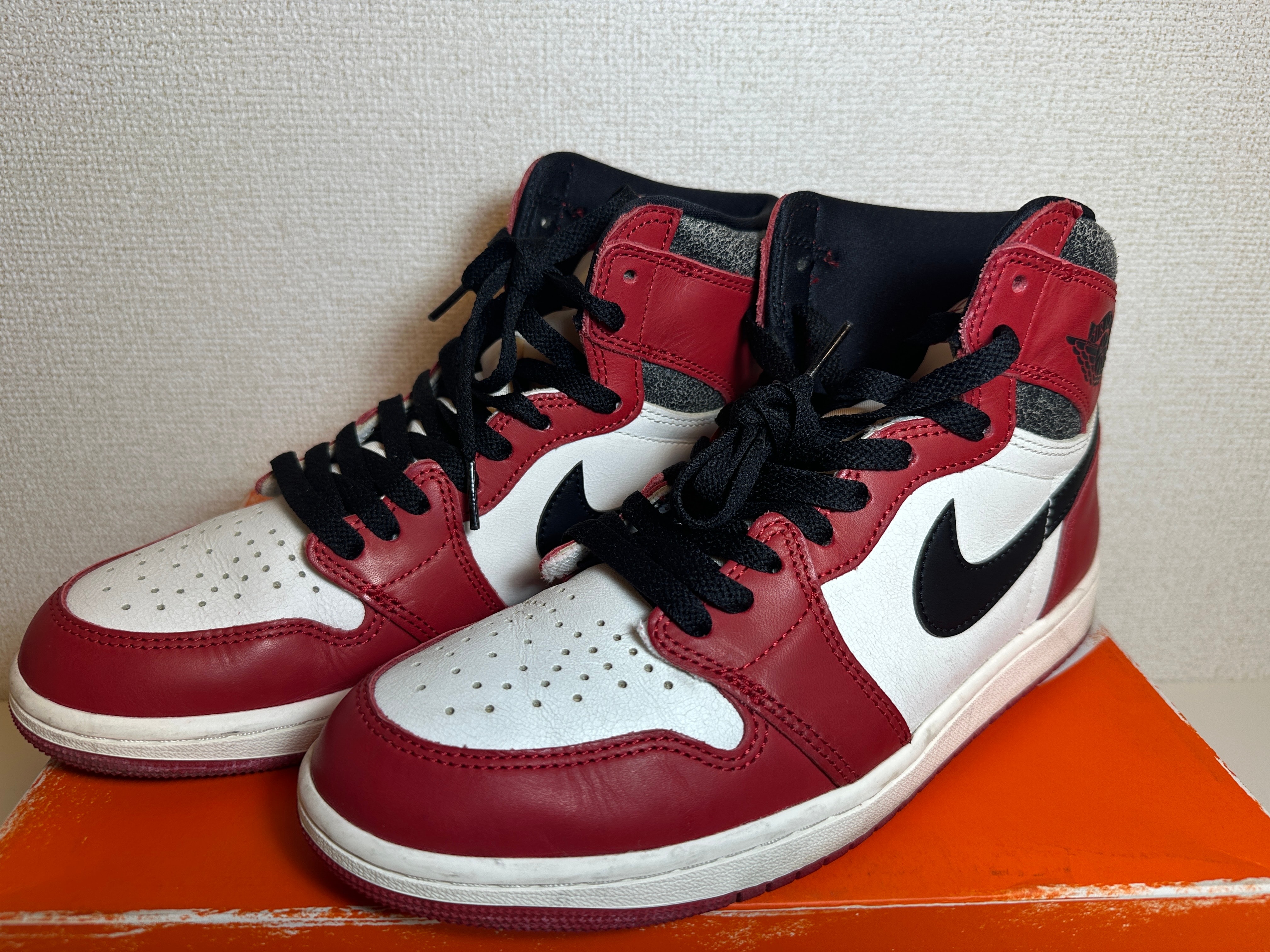 Nike Air Jordan 1 High OG "Lost & Found/Chicago"