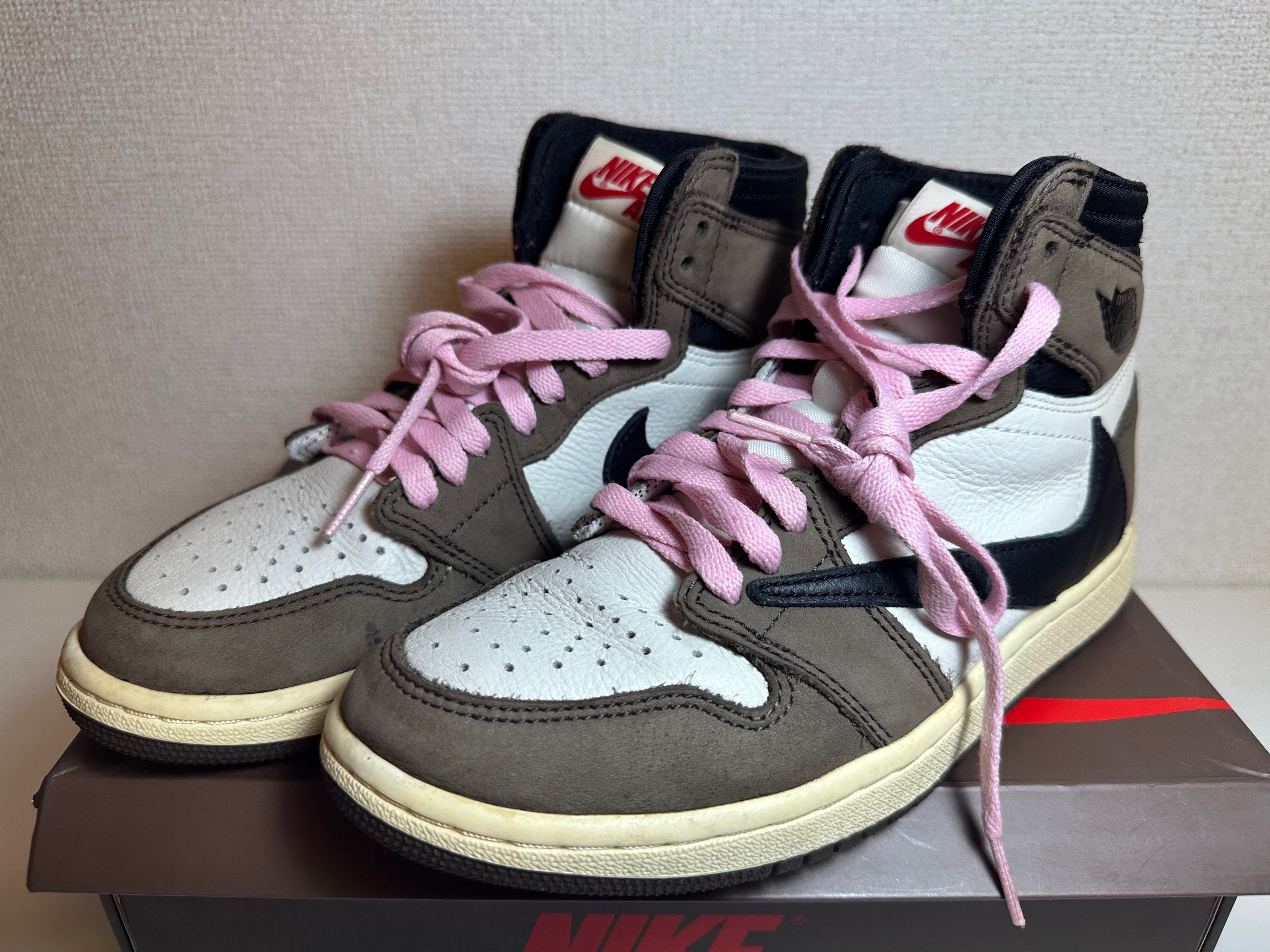 Travis Scott × Nike Air Jordan 1 Retro High OG TS SP "Sail/Dark Mocha"