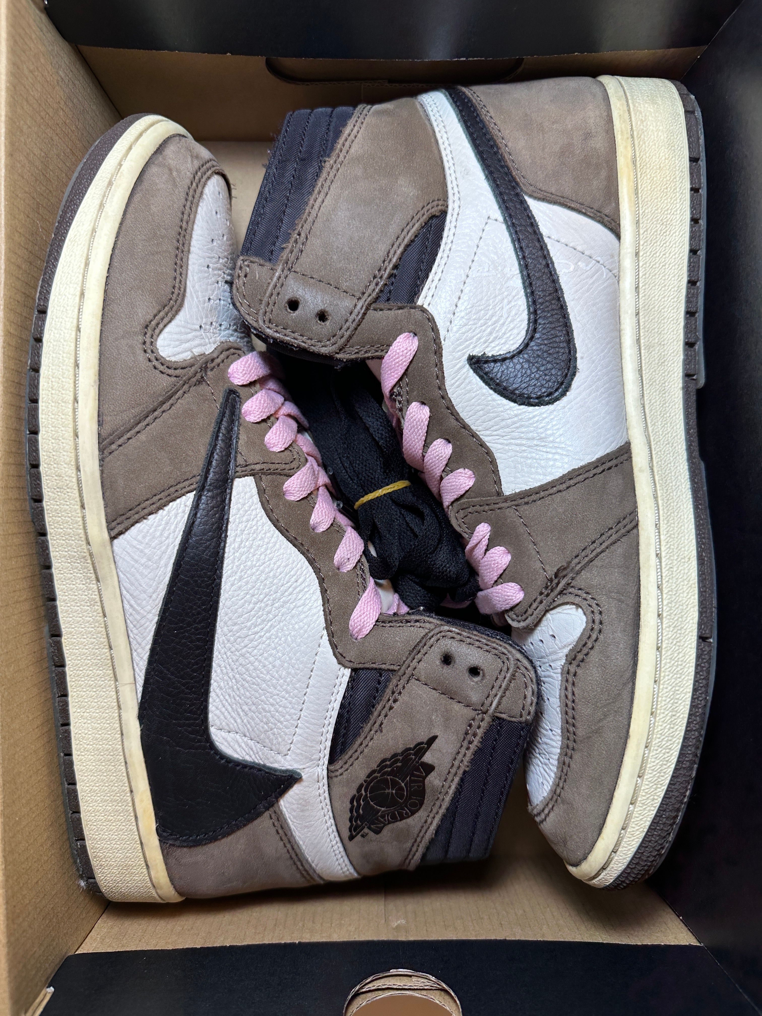 Travis Scott × Nike Air Jordan 1 Retro High OG TS SP "Sail/Dark Mocha"