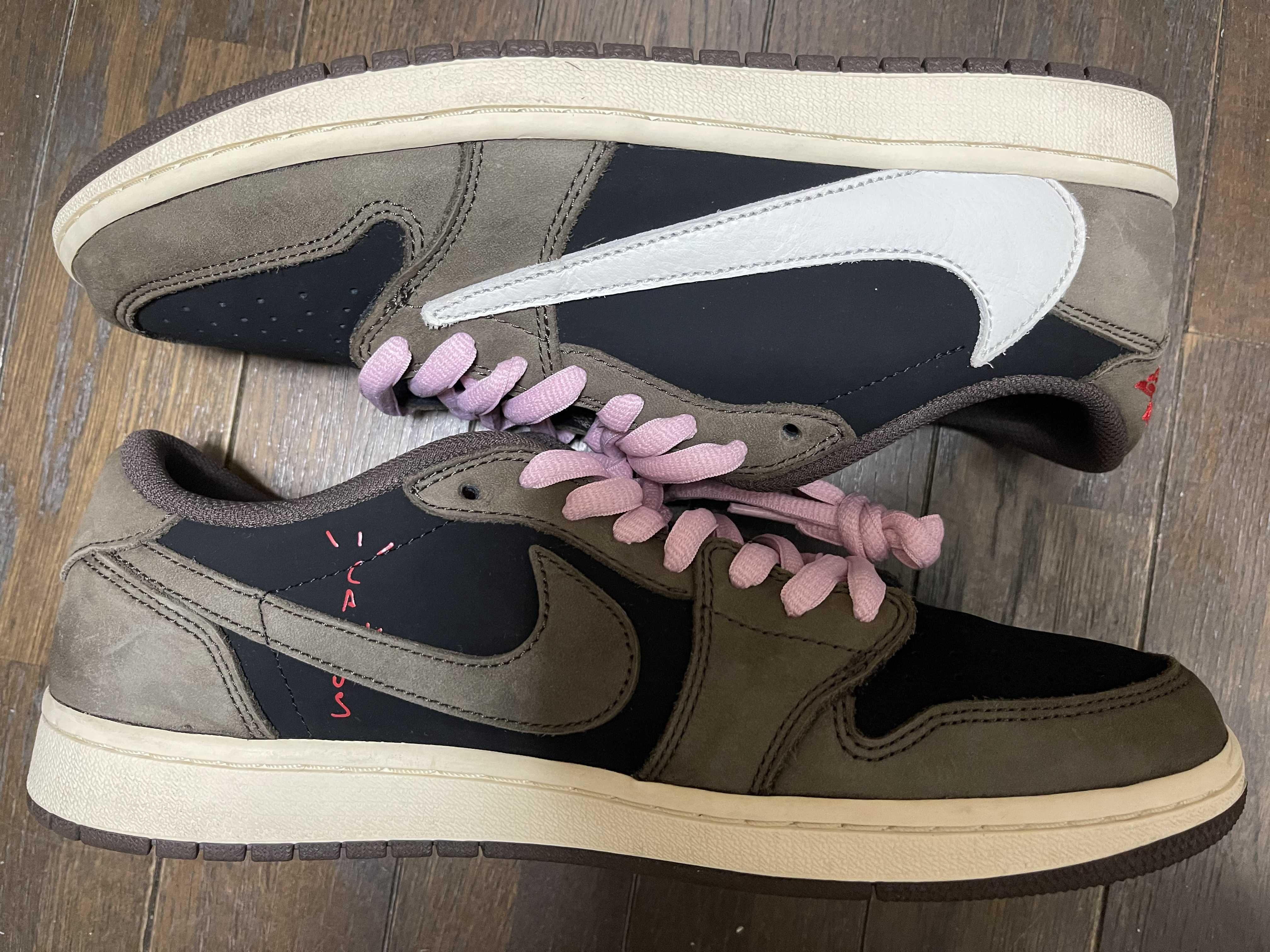 Travis Scott × Nike Air Jordan 1 Low OG SP-T "Black/Dark Mocha"