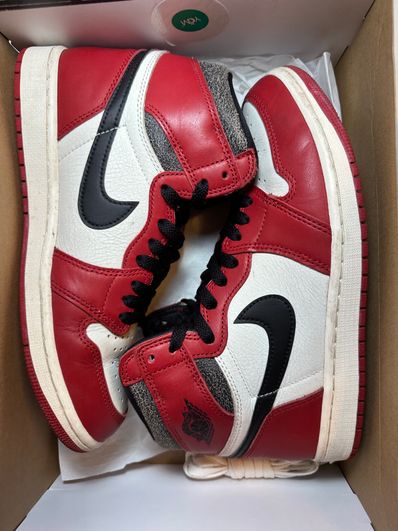 Nike Air Jordan 1 High OG "Lost & Found/Chicago"