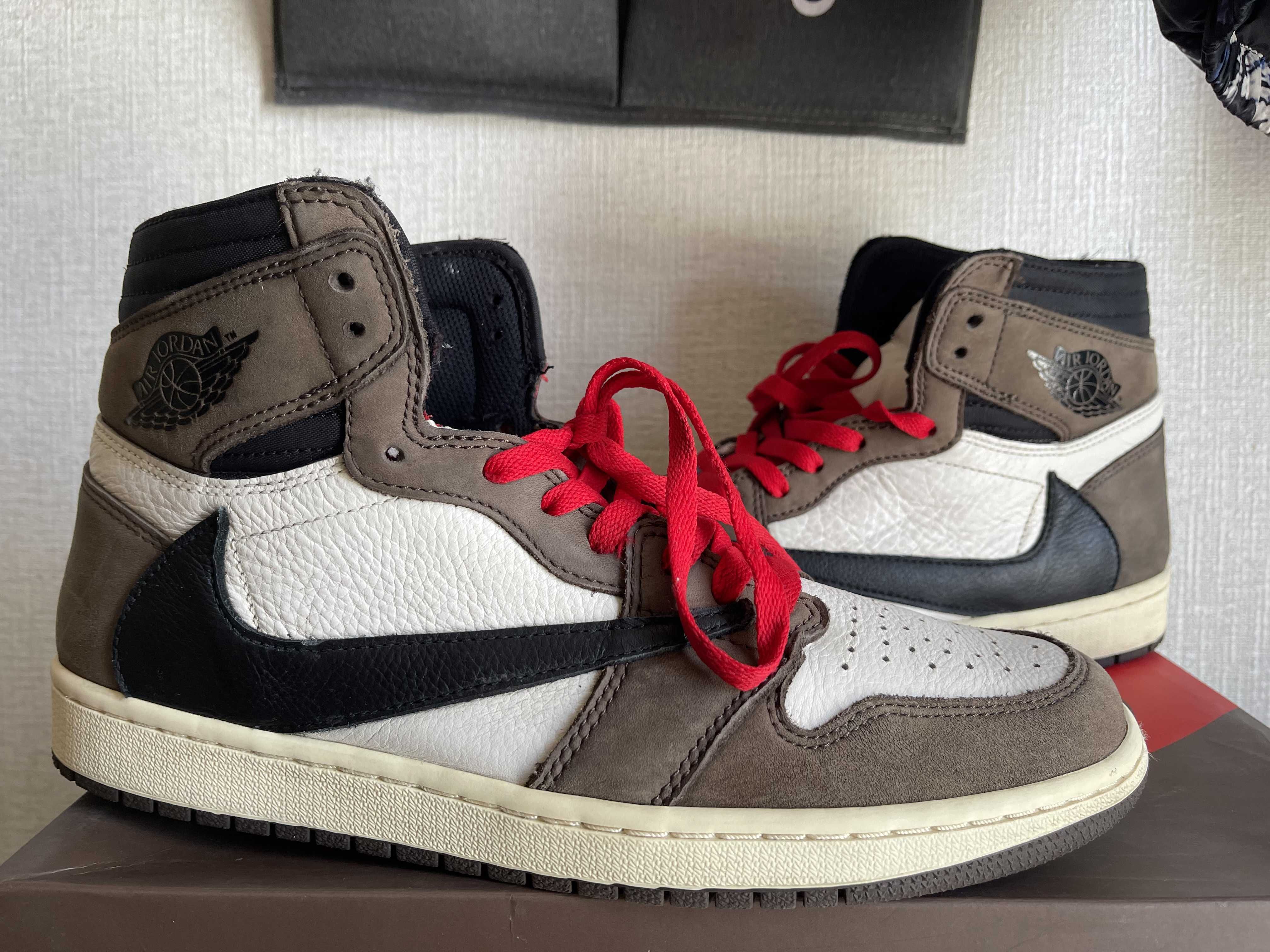 Travis Scott × Nike Air Jordan 1 Retro High OG TS SP "Sail/Dark Mocha"