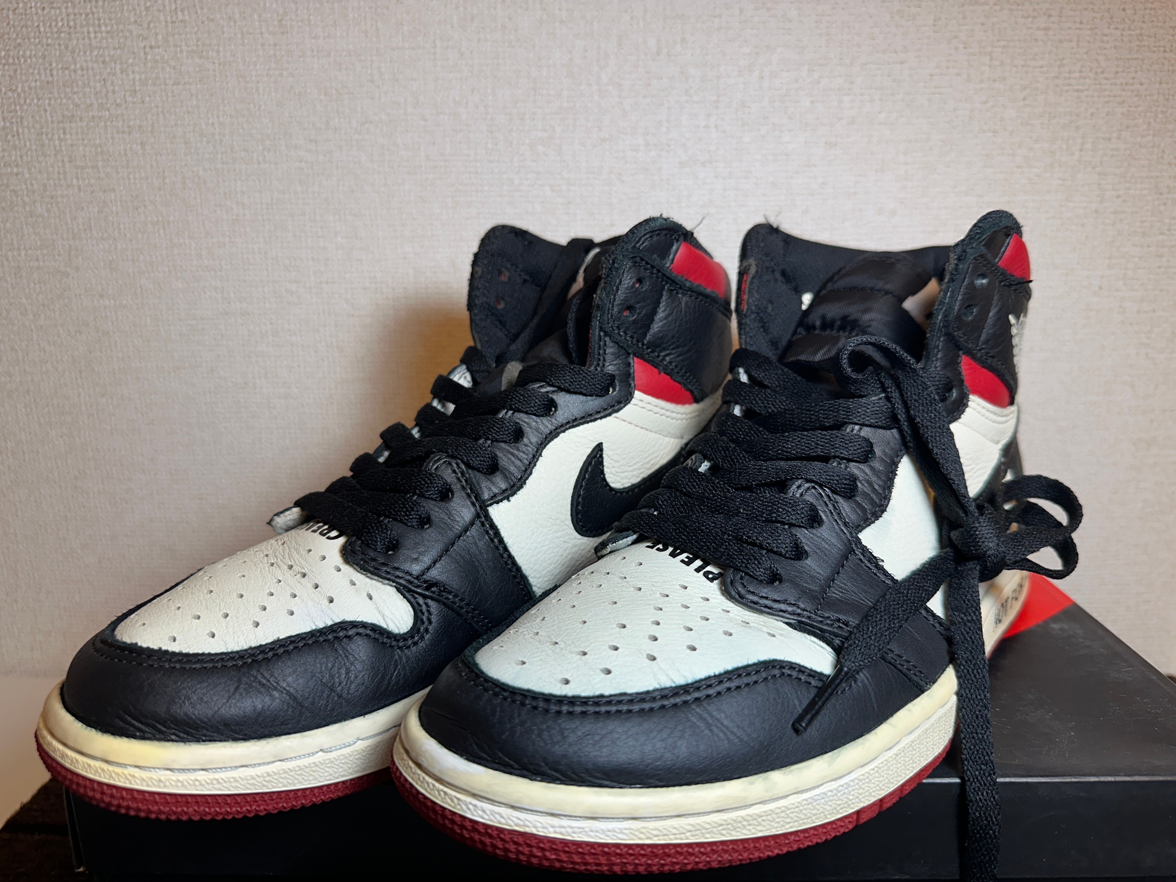 Nike Air Jordan 1 Retro High OG "Not for Resale"