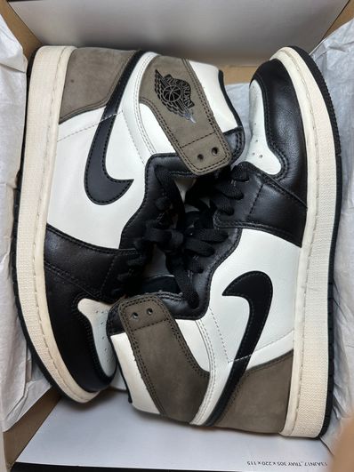 Nike Air Jordan 1 High OG "Sail/Dark Mocha/Black"