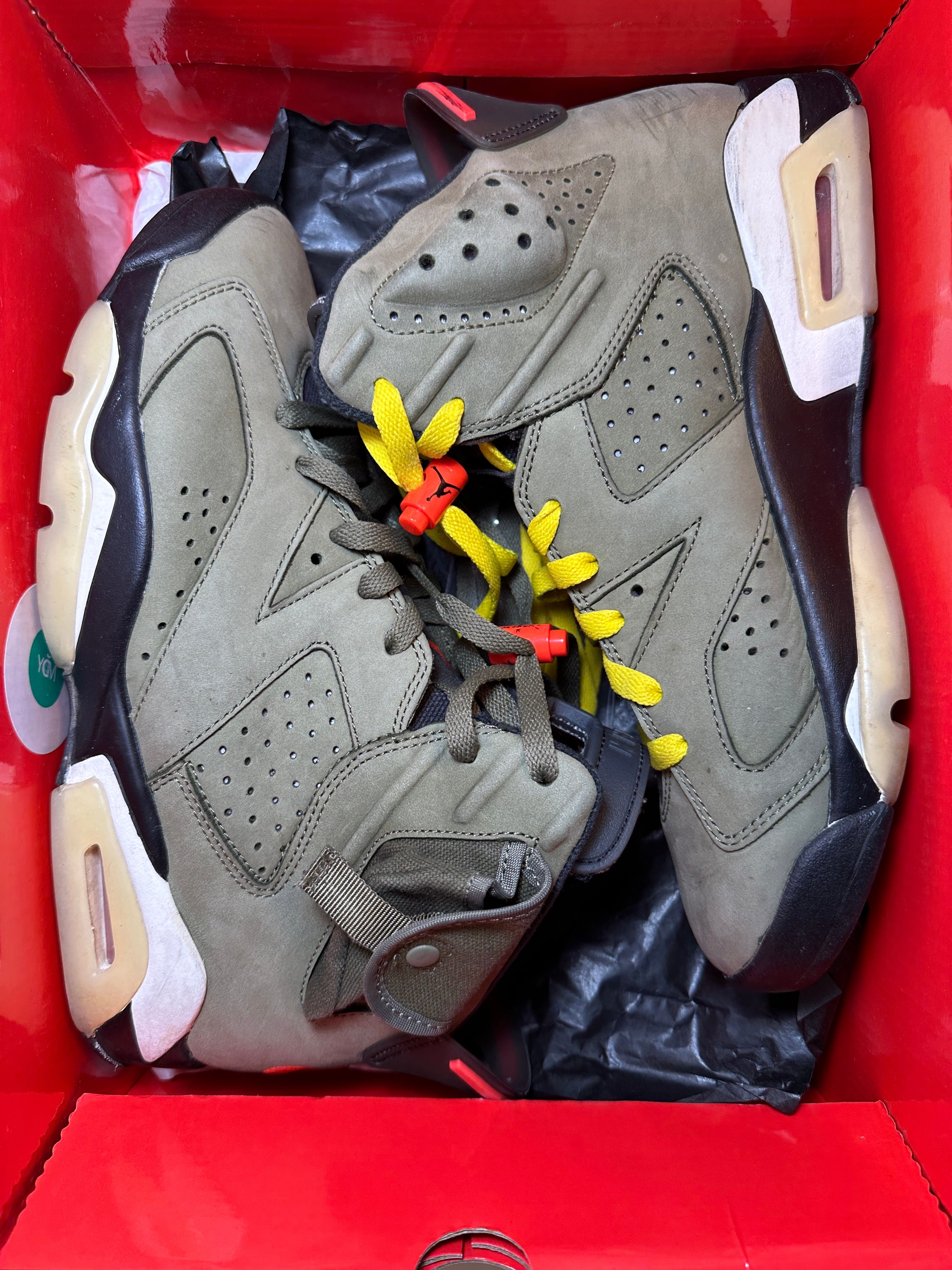 Travis Scott × Nike Air Jordan 6 Retro "Medium Olive"