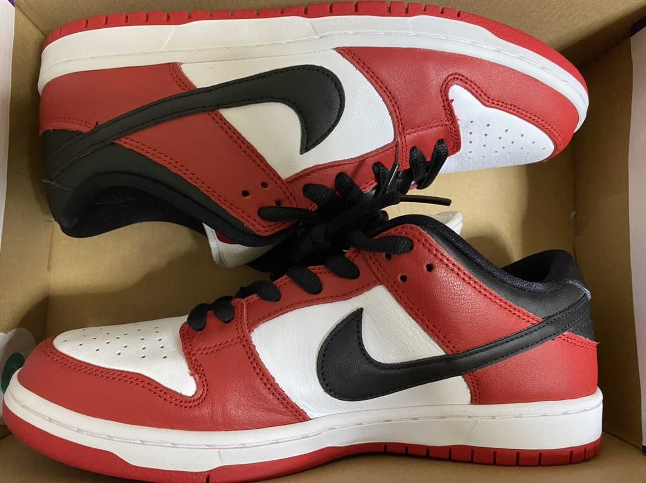 Nike SB Dunk Low Pro "J-Pack Chicago/Varsity Red and White"