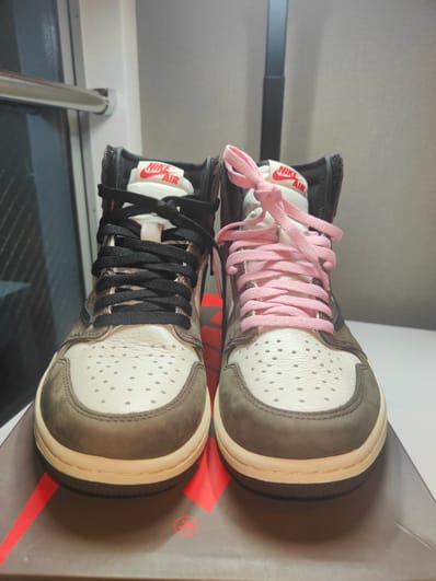 Travis Scott × Nike Air Jordan 1 Retro High OG TS SP "Sail/Dark Mocha"
