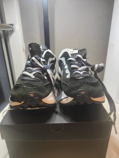 sacai × Nike Vapor Waffle "Black and White"