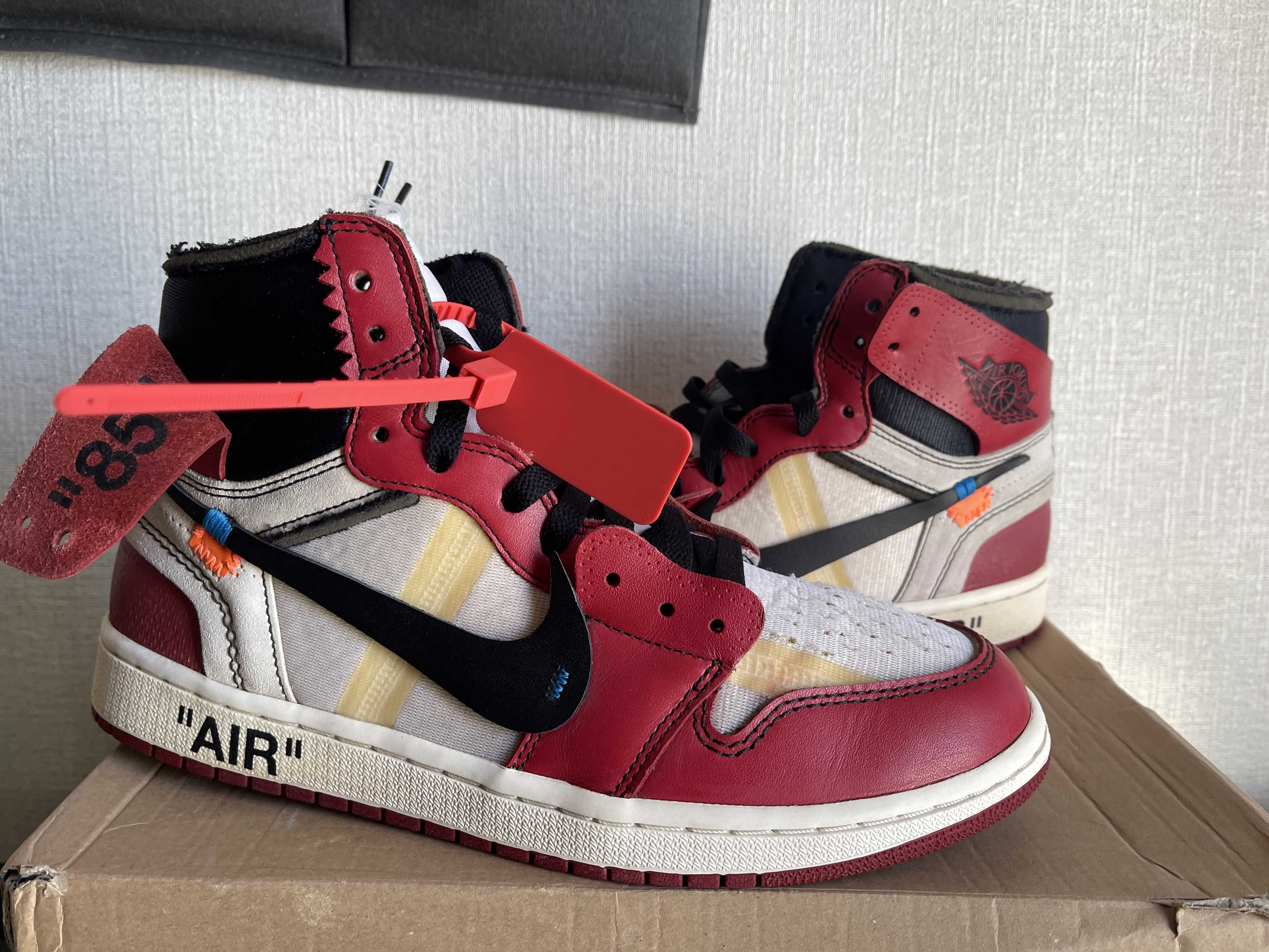 Off-White × Nike Air Jordan 1 Retro High The Ten "Chicago"