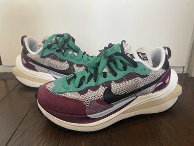 sacai × Nike Vapor Waffle "String/Red/Green"