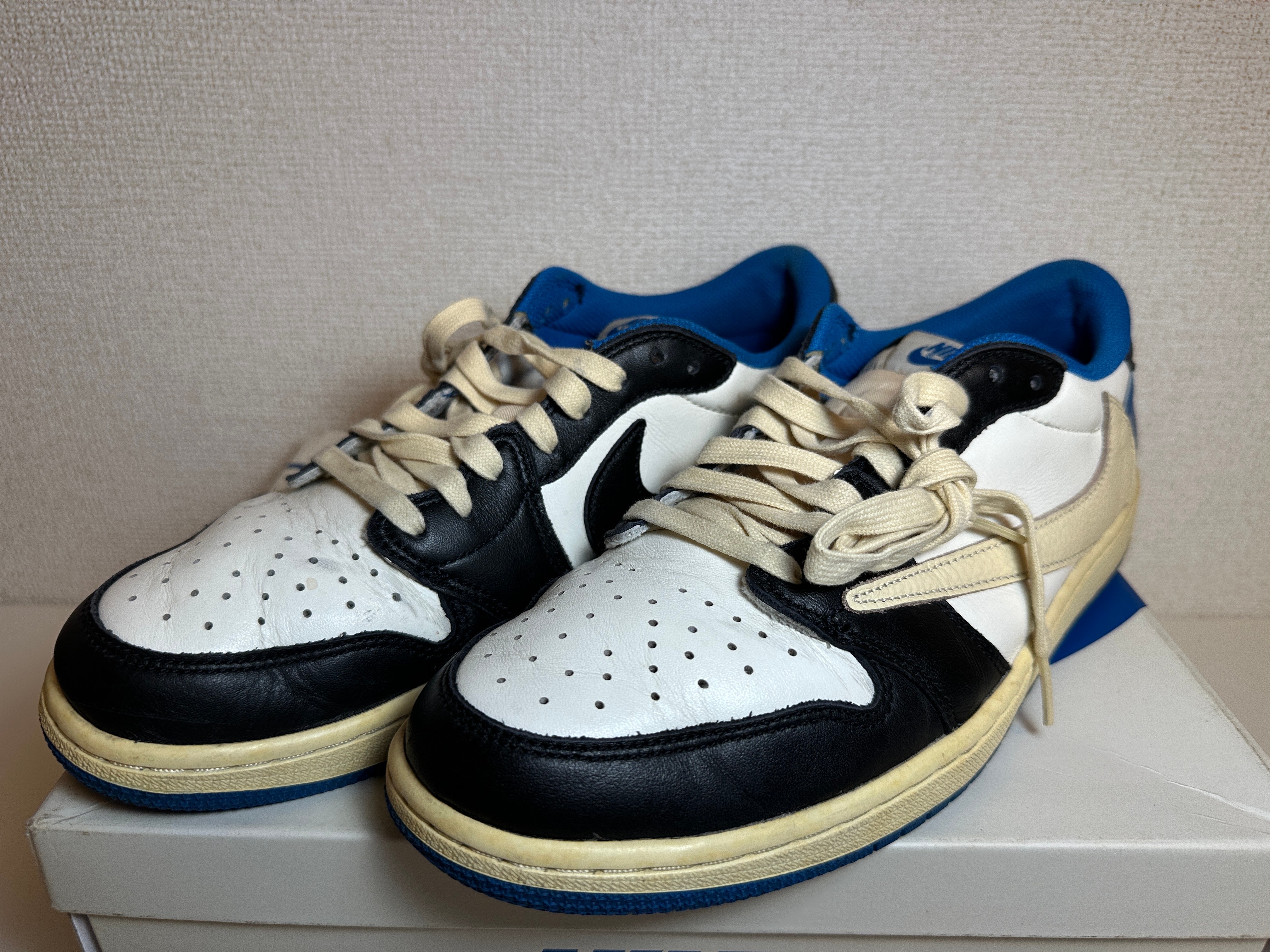 Travis Scott × fragment design × Nike Air Jordan 1 Low OG SP "Military Blue"