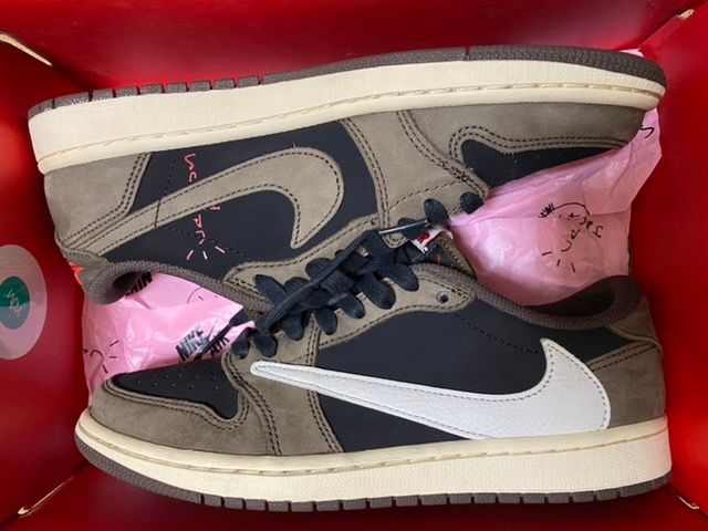 Travis Scott × Nike Air Jordan 1 Low OG SP-T  "Black/Dark Mocha"
