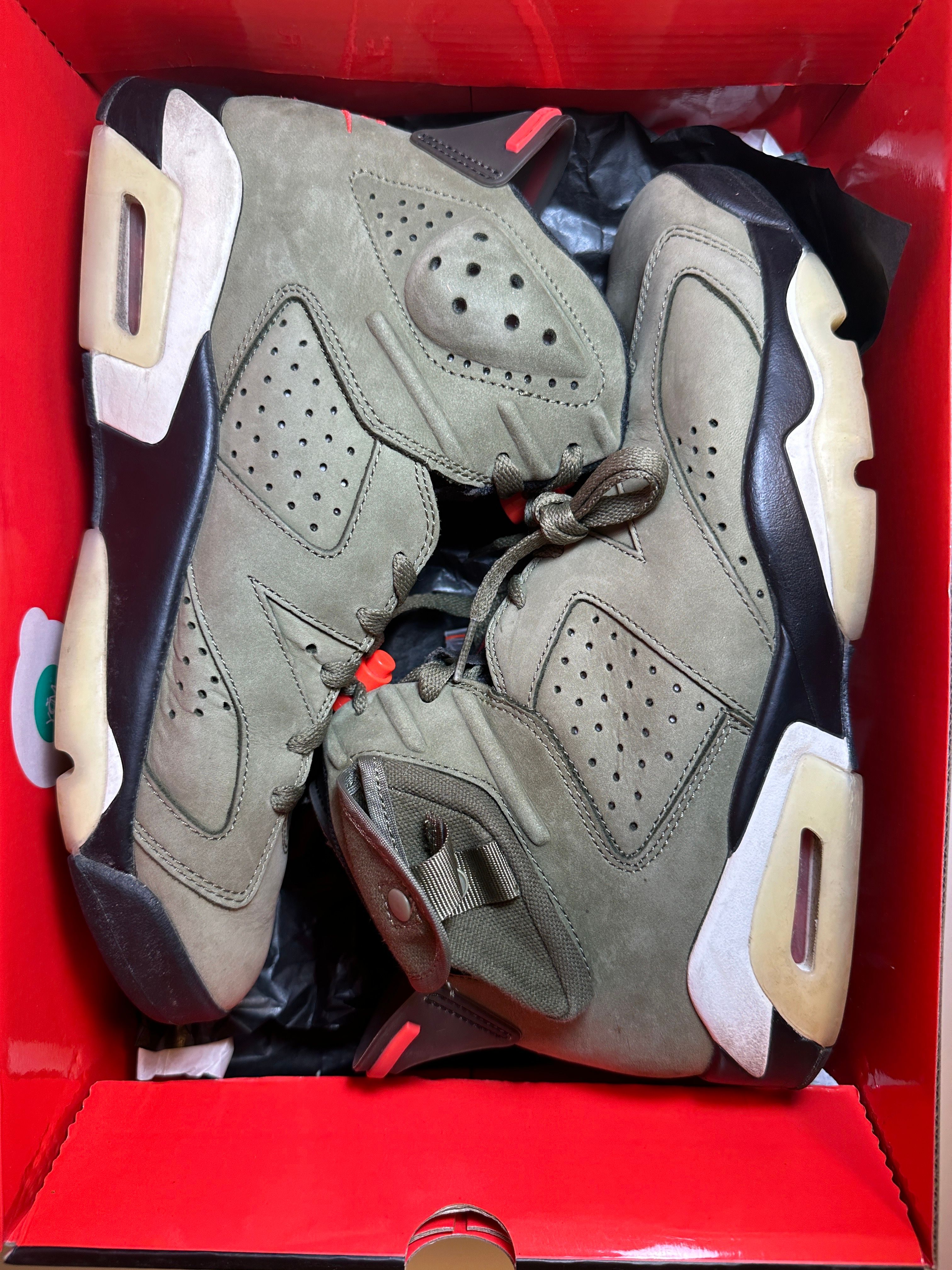 Travis Scott × Nike Air Jordan 6 Retro "Medium Olive"