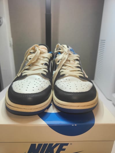 Travis Scott × fragment design × Nike Air Jordan 1 Low OG SP "Military Blue"