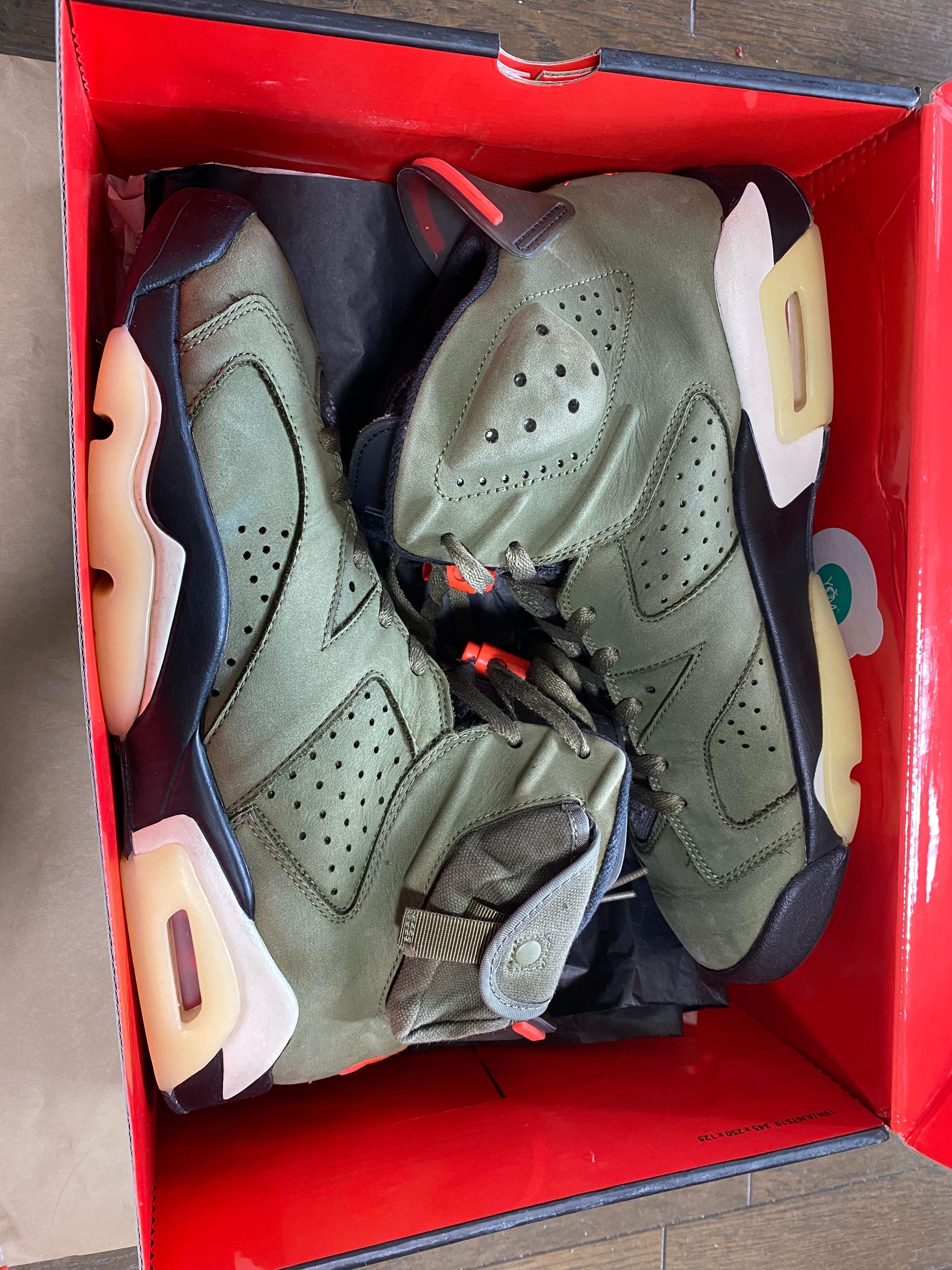Travis Scott × Nike Air Jordan 6 Retro "Medium Olive"