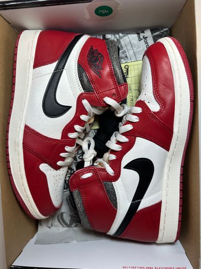 Nike Air Jordan 1 High OG "Lost & Found/Chicago"