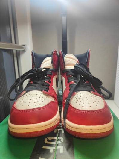 Nike Air Jordan 1 High OG "Lost & Found/Chicago"
