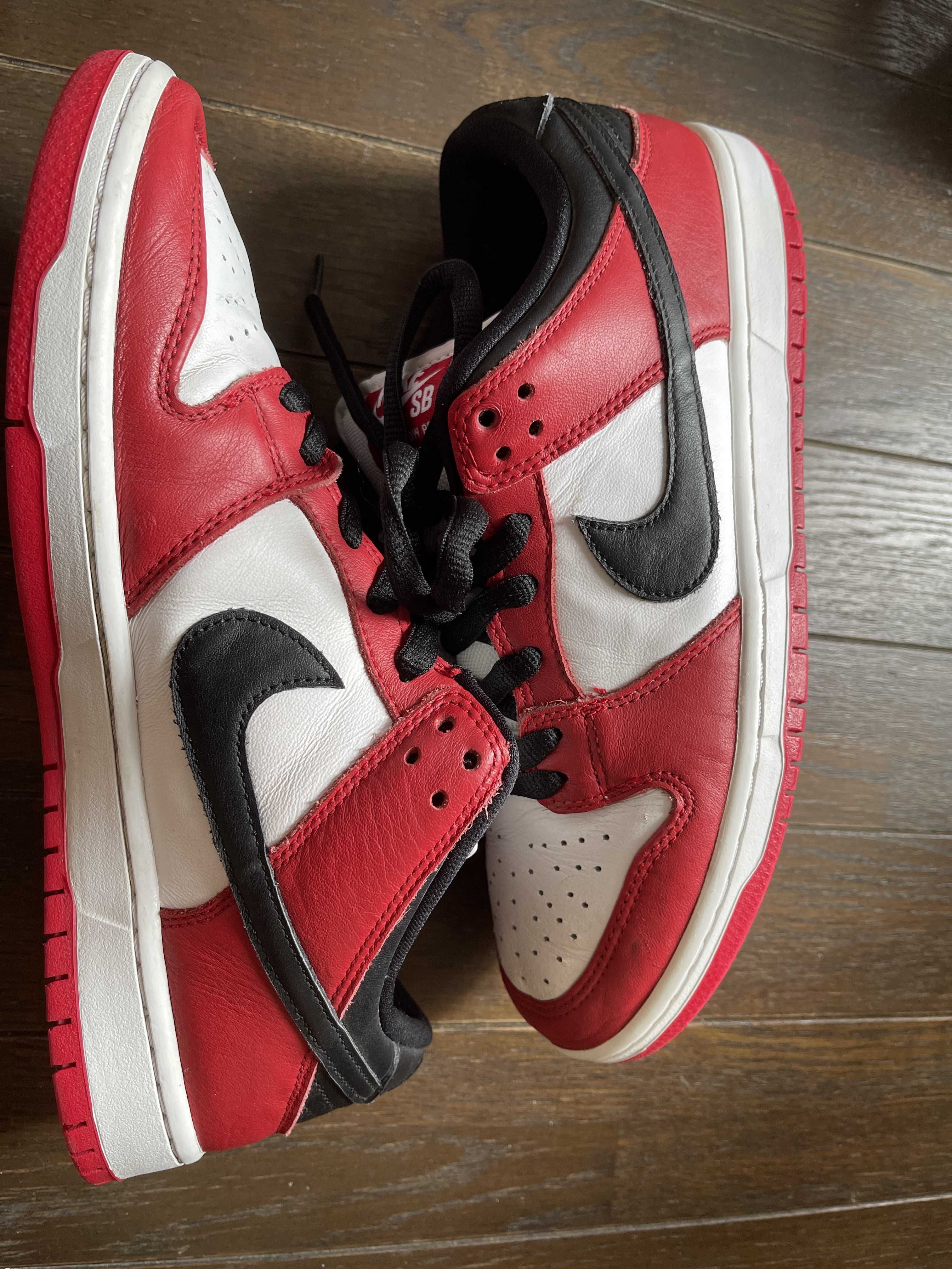 Nike SB Dunk Low Pro "J-Pack Chicago/Varsity Red and White"