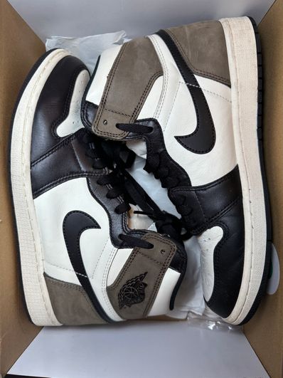 Nike Air Jordan 1 High OG "Sail/Dark Mocha/Black"