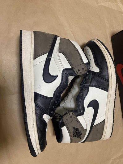 Nike Air Jordan 1 High OG "Sail/Dark Mocha/Black"