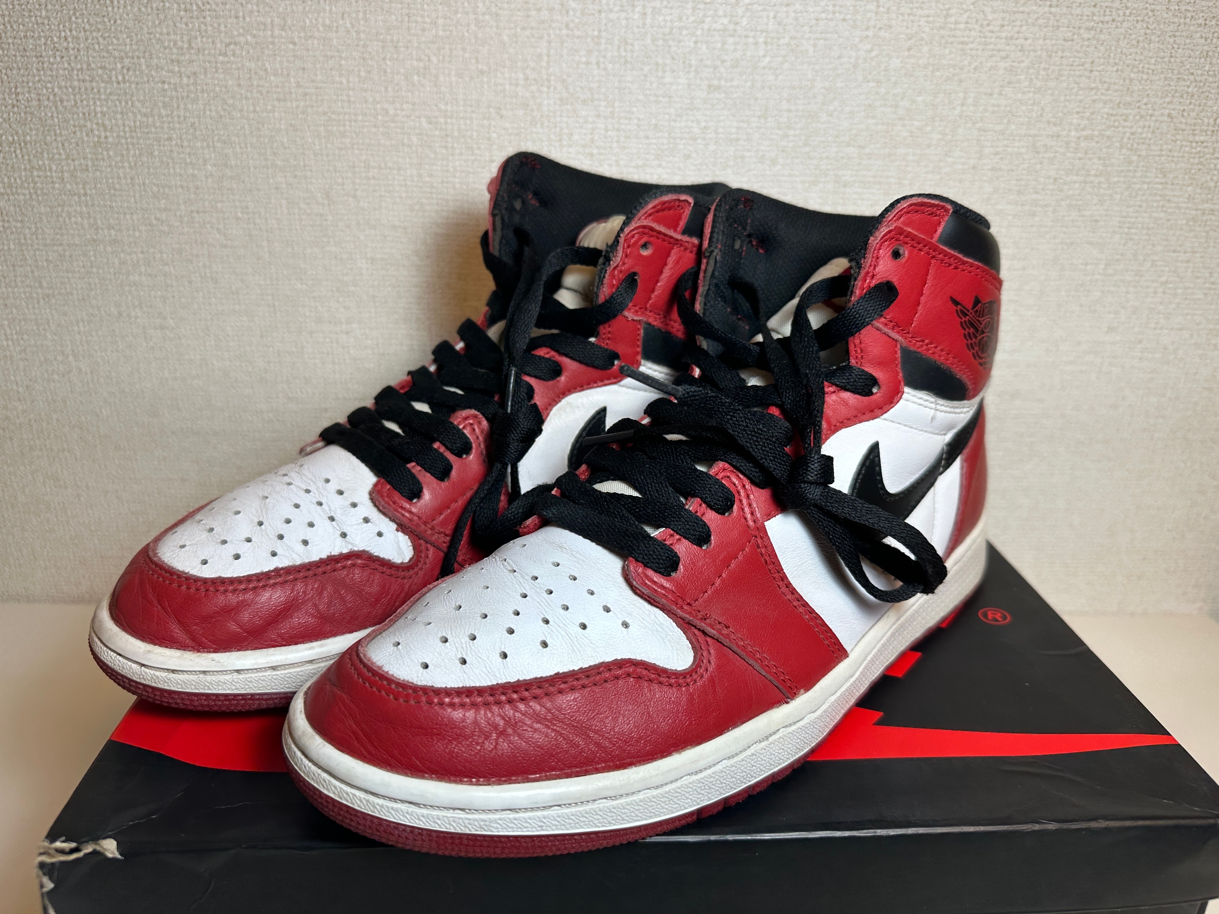 Nike Air Jordan 1 Retro High "Chicago" (2015)