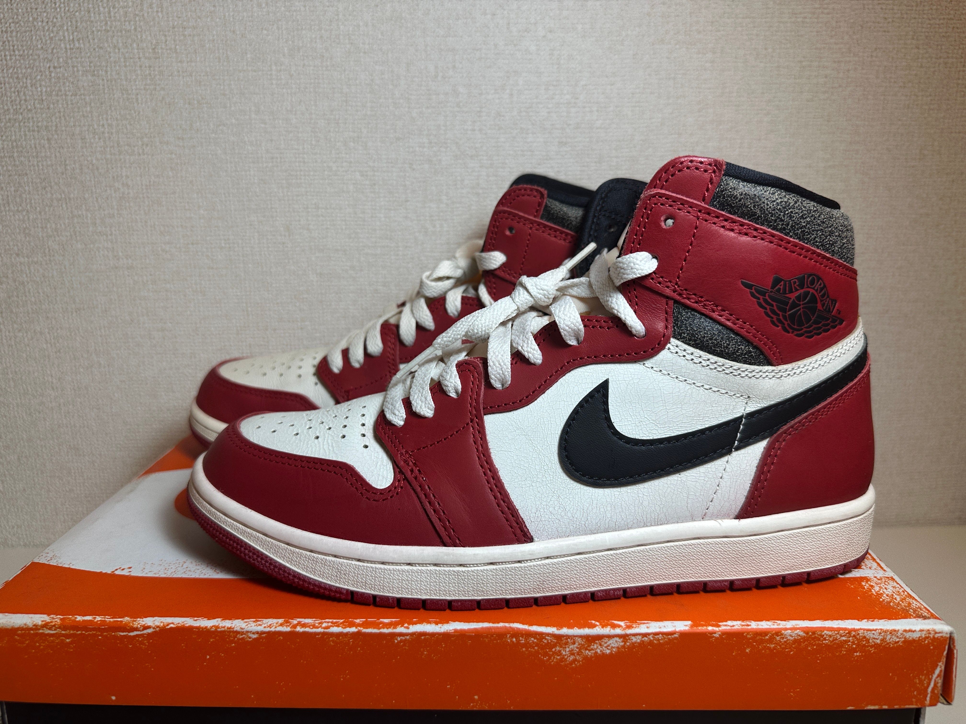 Nike Air Jordan 1 High OG "Lost & Found/Chicago"