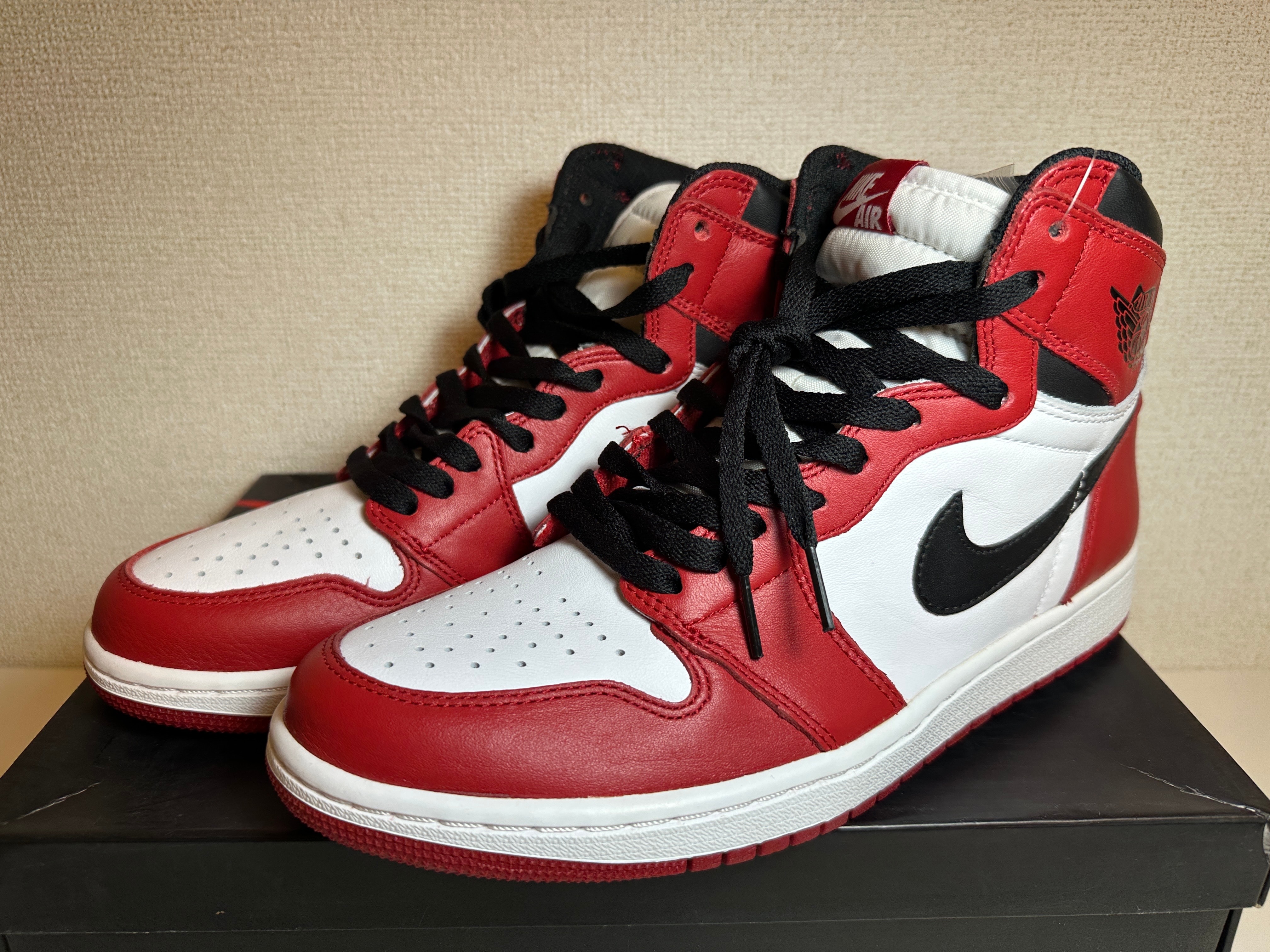 Nike Air Jordan 1 Retro High "Chicago" (2015)