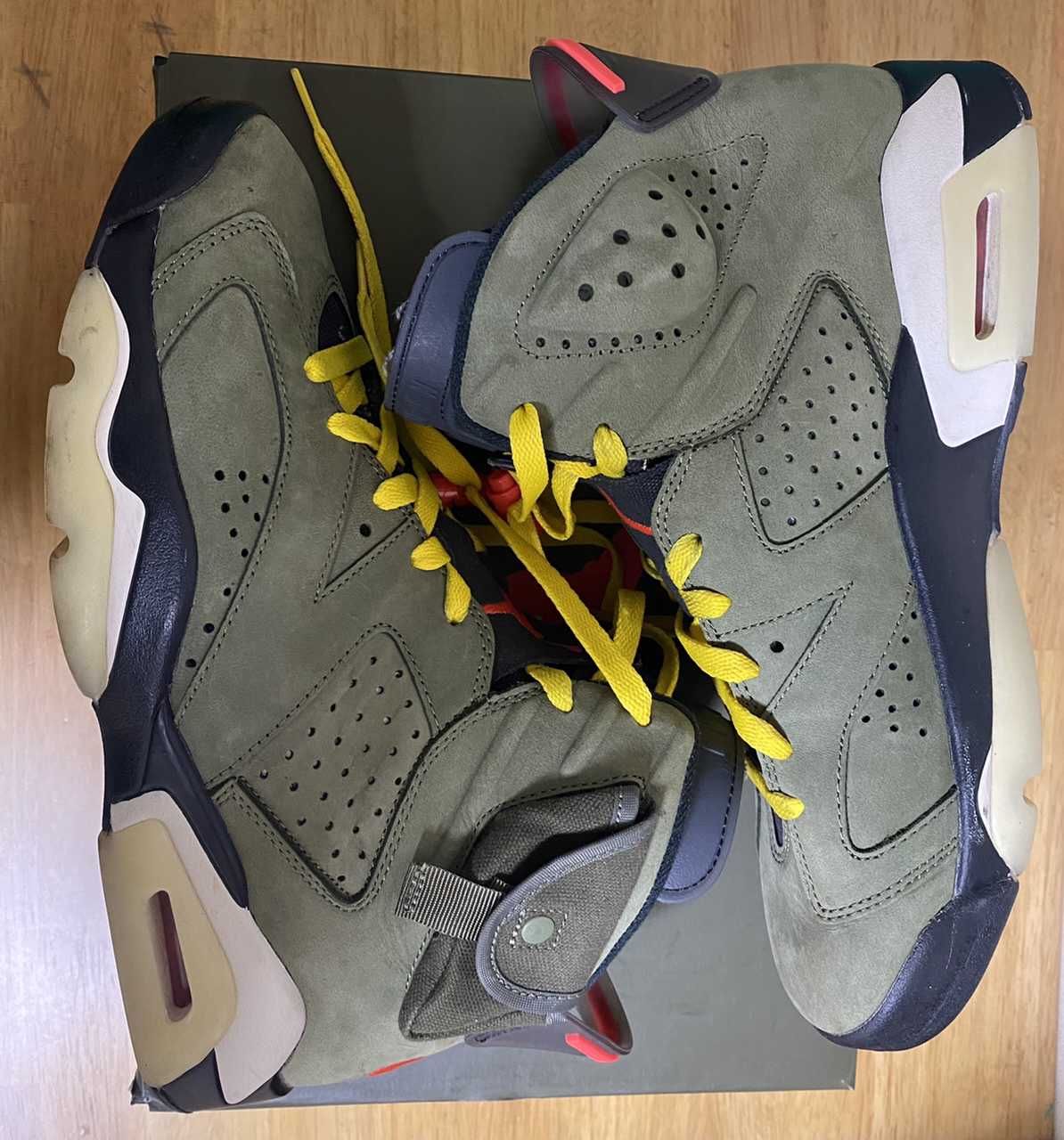 Travis Scott × Nike Air Jordan 6 Retro "Medium Olive"