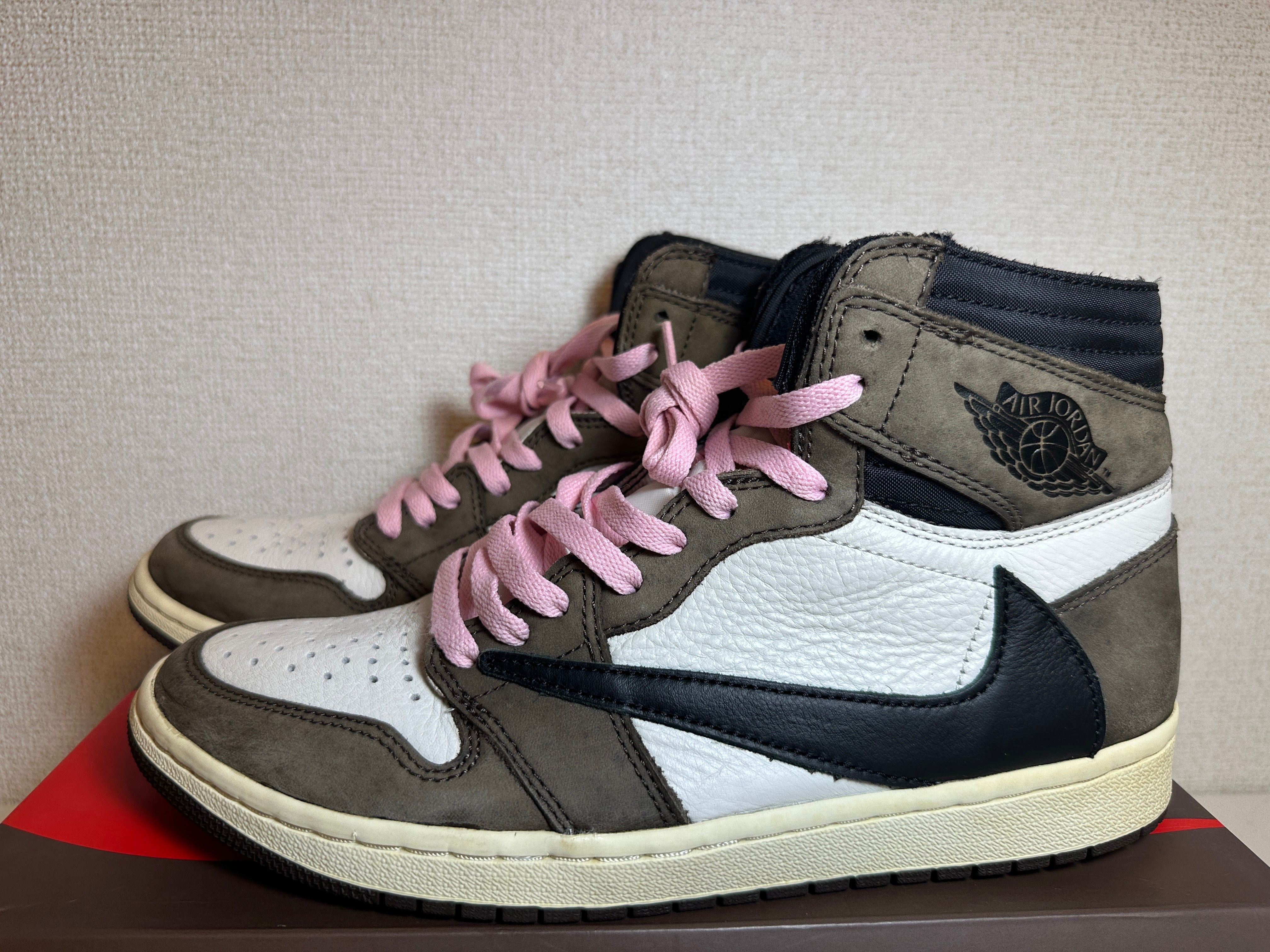 Travis Scott × Nike Air Jordan 1 Retro High OG TS SP 
