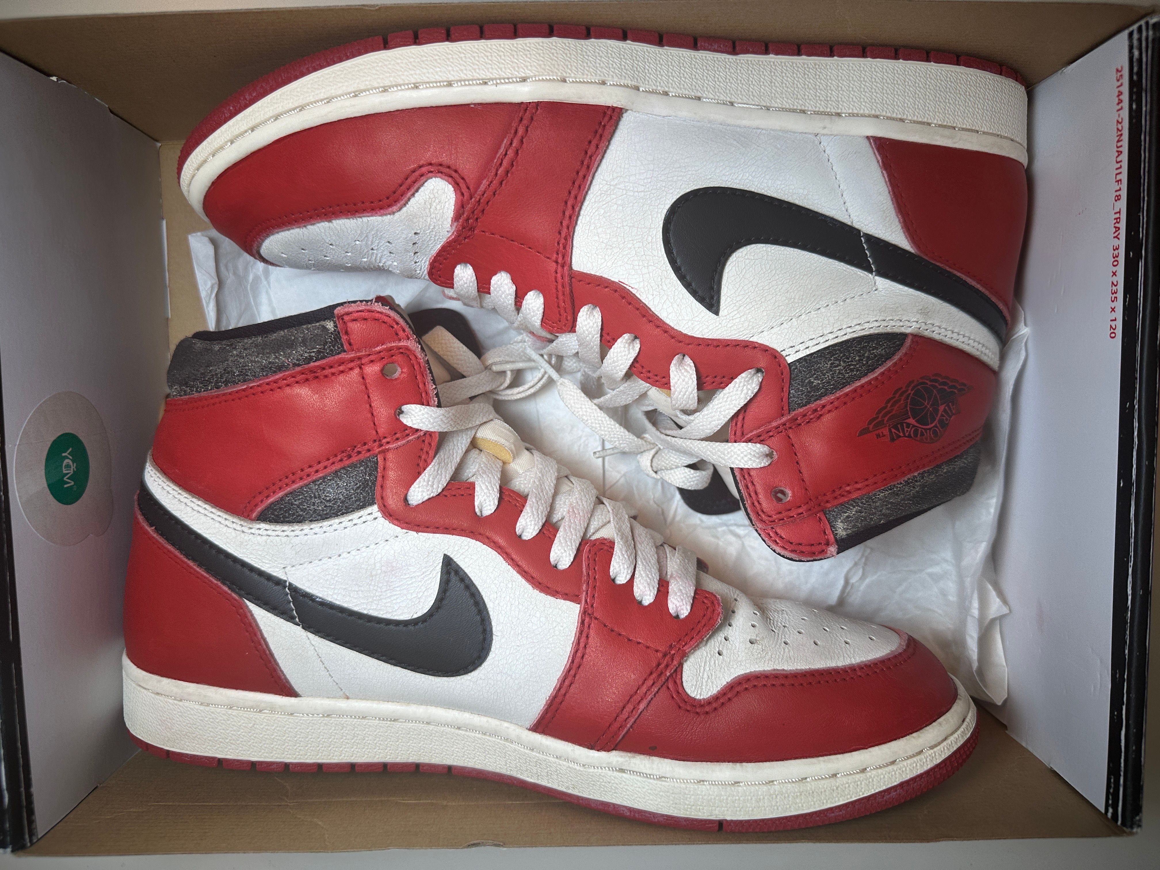 Nike Air Jordan 1 High OG "Lost & Found/Chicago"