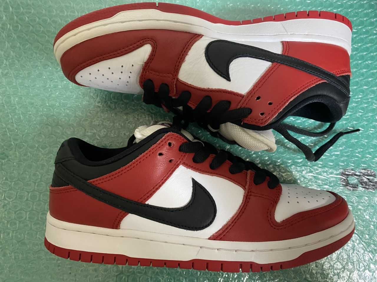 Nike SB Dunk Low Pro "J-Pack Chicago/Varsity Red and White"