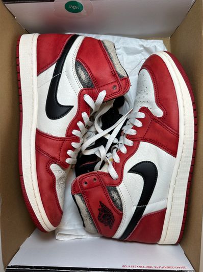 Nike Air Jordan 1 High OG "Lost & Found/Chicago"