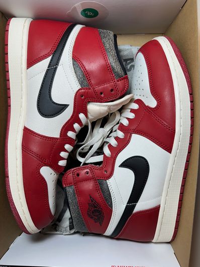 Nike Air Jordan 1 High OG "Lost & Found/Chicago"