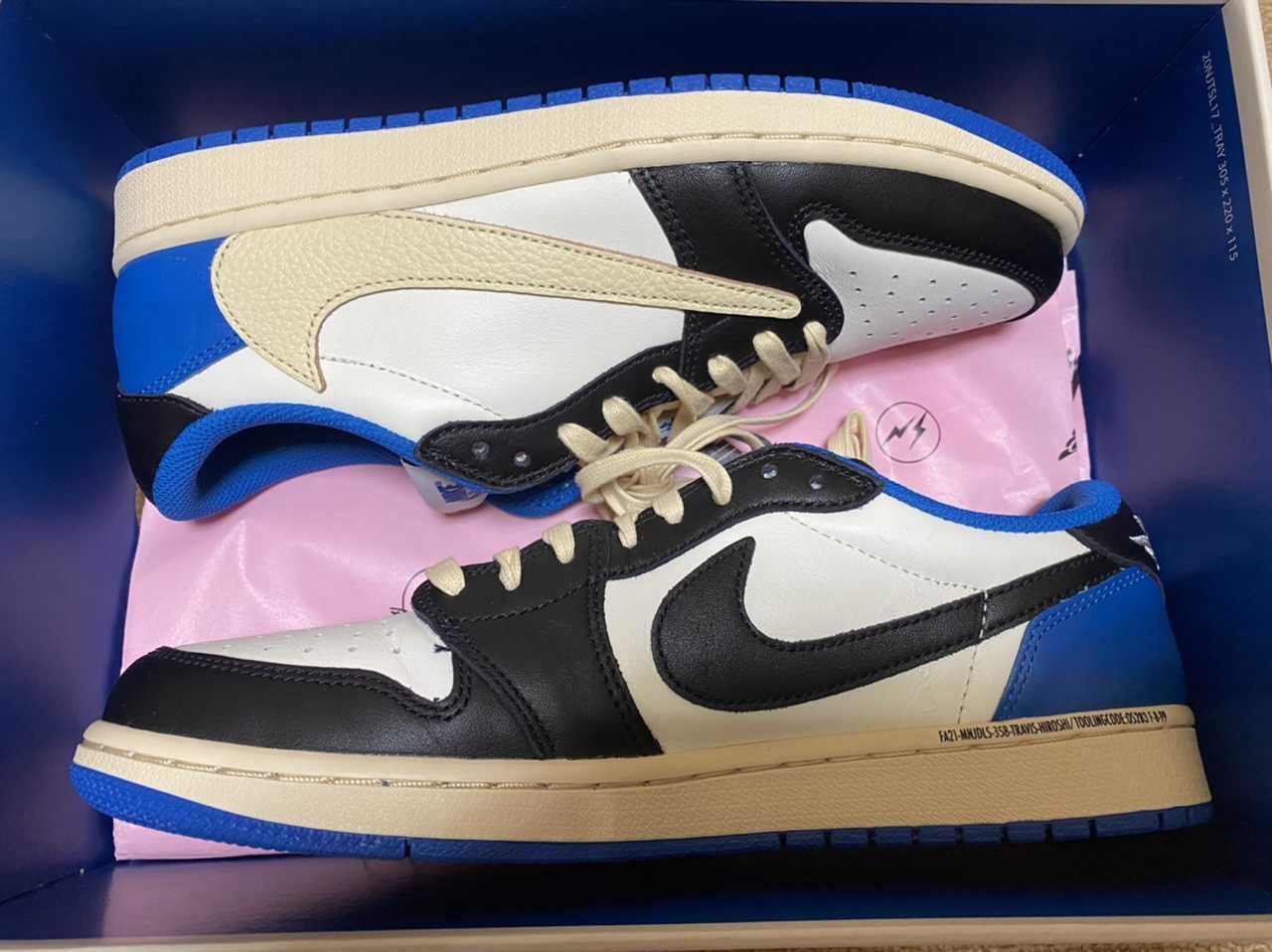Travis Scott × fragment design × Nike Air Jordan 1 Low OG SP "Military Blue"