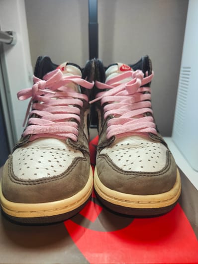 Travis Scott × Nike Air Jordan 1 Retro High OG TS SP "Sail/Dark Mocha"