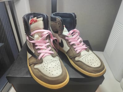 Travis Scott × Nike Air Jordan 1 Retro High OG TS SP "Sail/Dark Mocha"