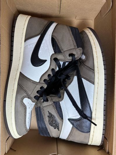 Travis Scott × Nike Air Jordan 1 Retro High OG TS SP "Sail/Dark Mocha"
