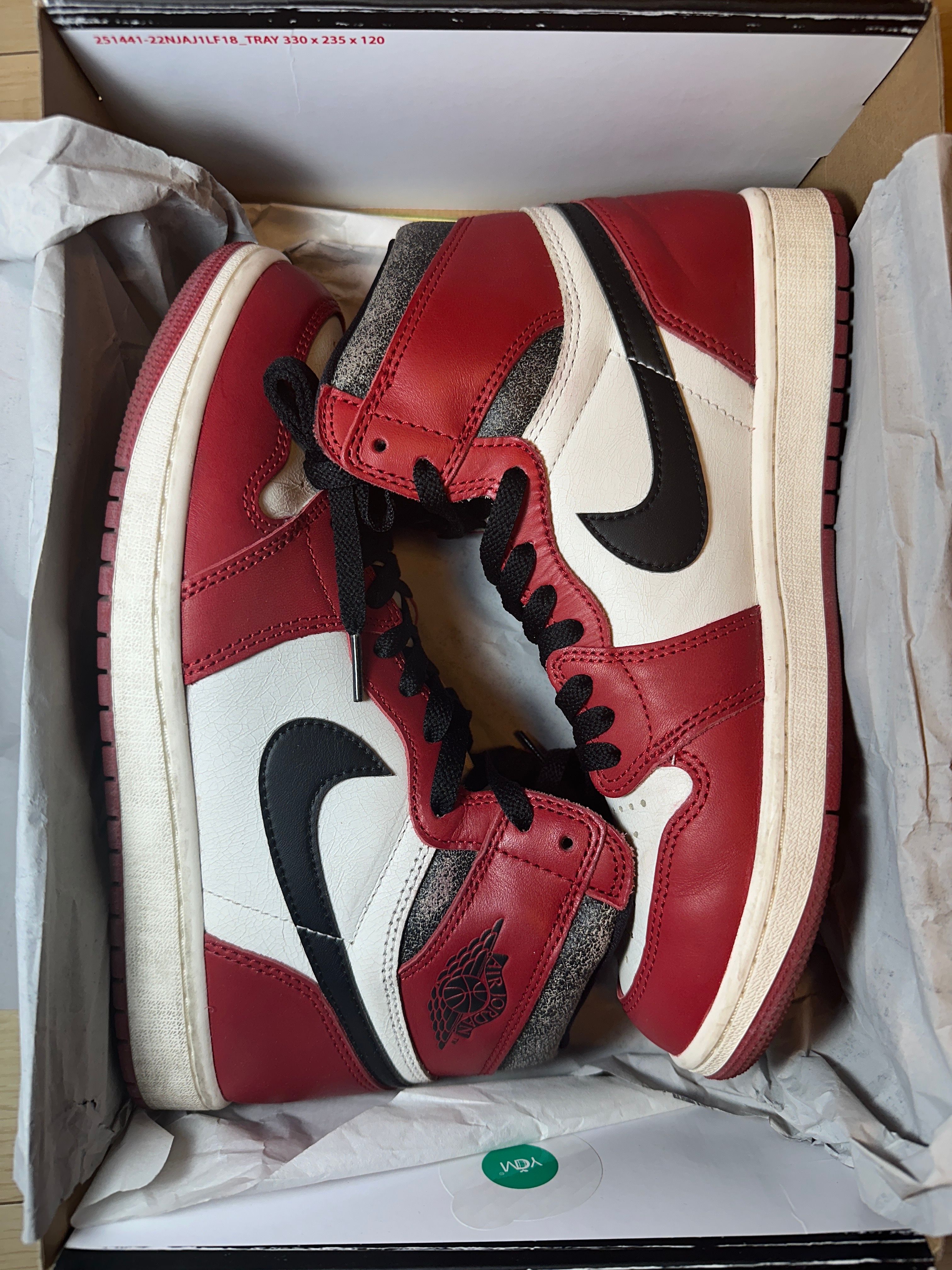 Nike Air Jordan 1 High OG "Lost & Found/Chicago"