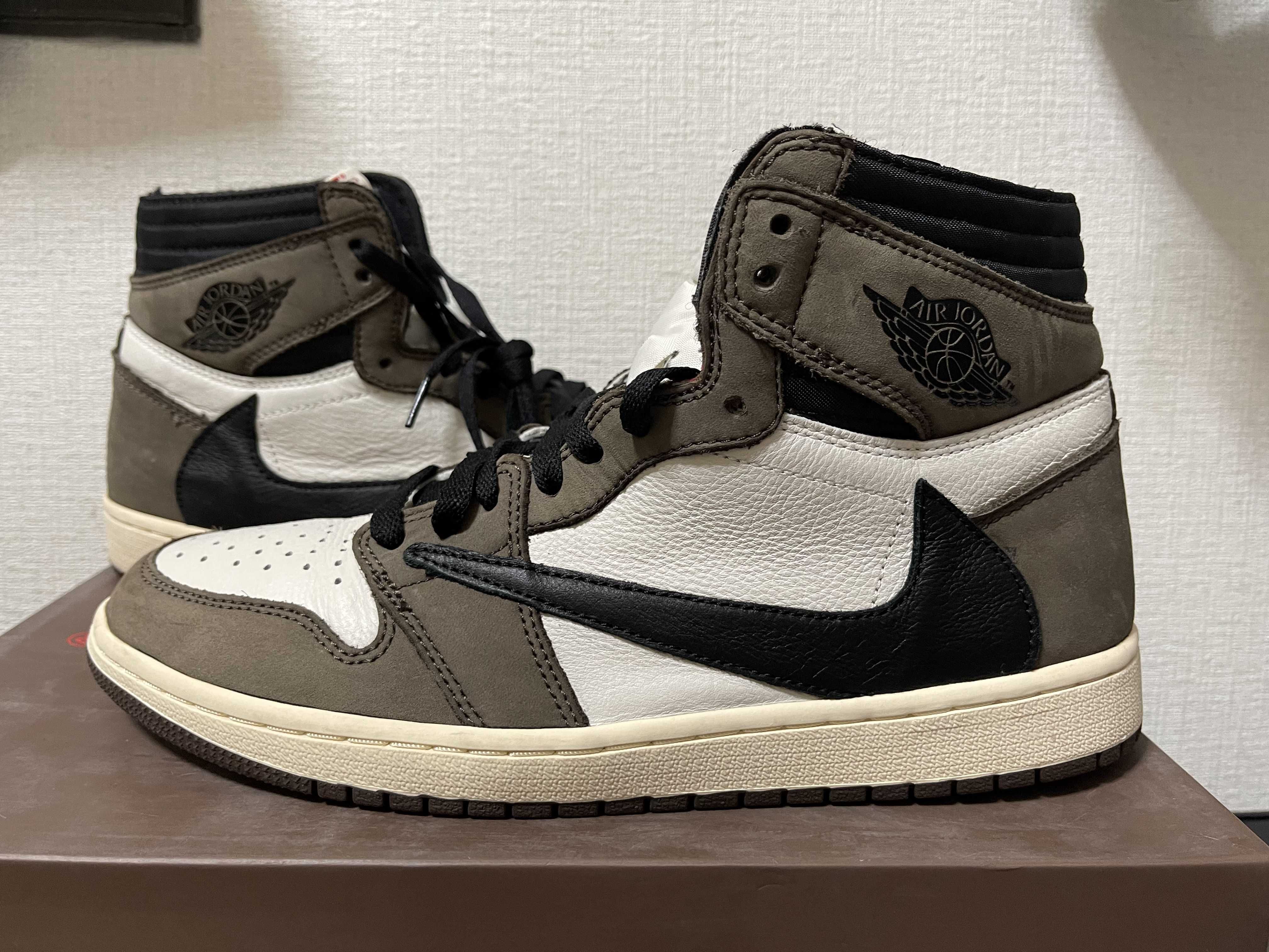 Travis Scott × Nike Air Jordan 1 Retro High OG TS SP "Sail/Dark Mocha"