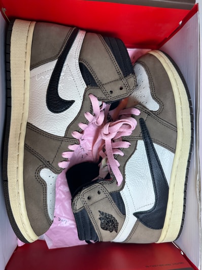 Travis Scott × Nike Air Jordan 1 Retro High OG TS SP "Sail/Dark Mocha"