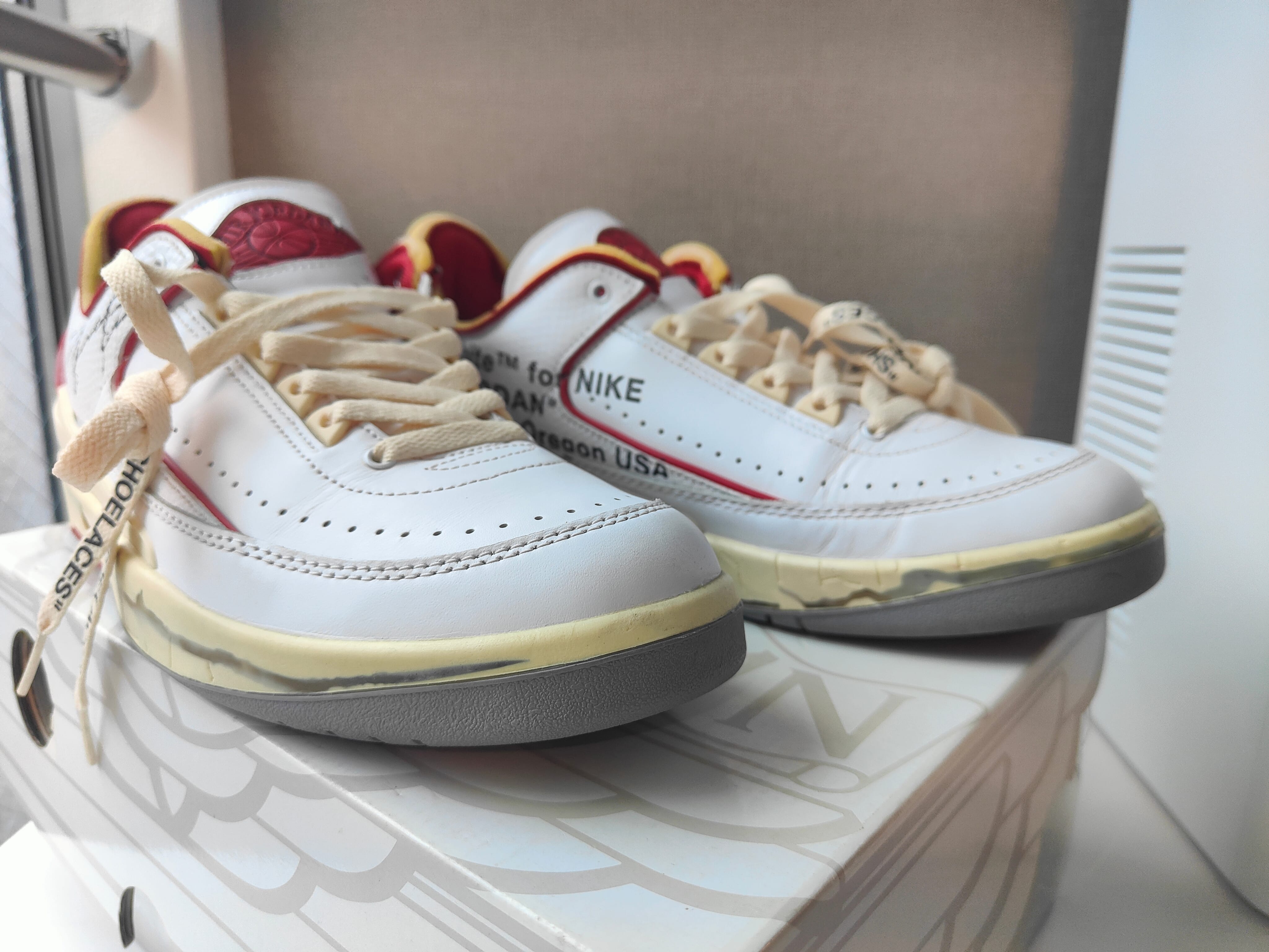 Off-White × Nike Air Jordan 2 Low "White and Varsity Red"