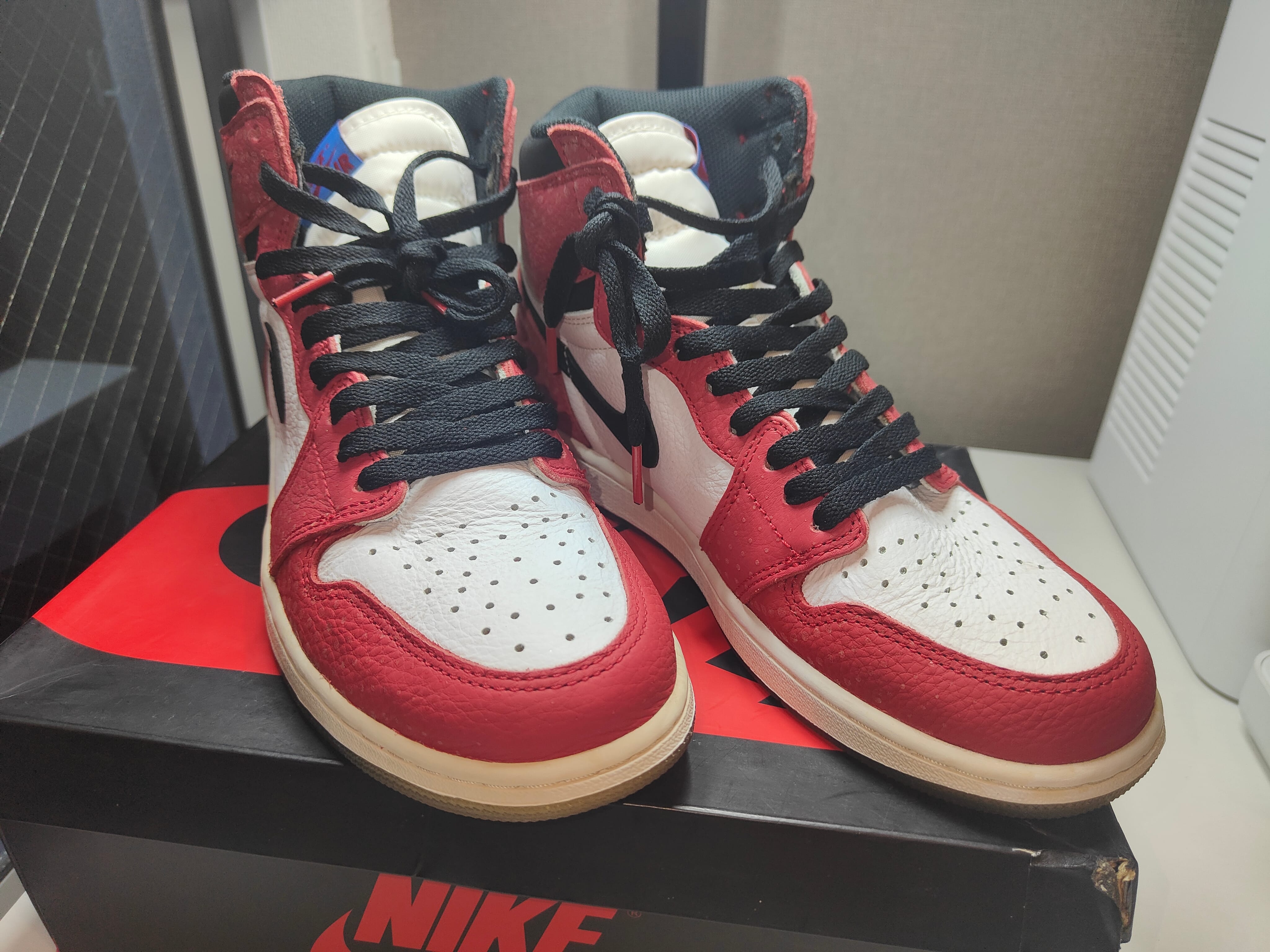 Spiderman × Nike Air Jordan 1 Origin Story "Gym Red/White/Photo Blue/Black"